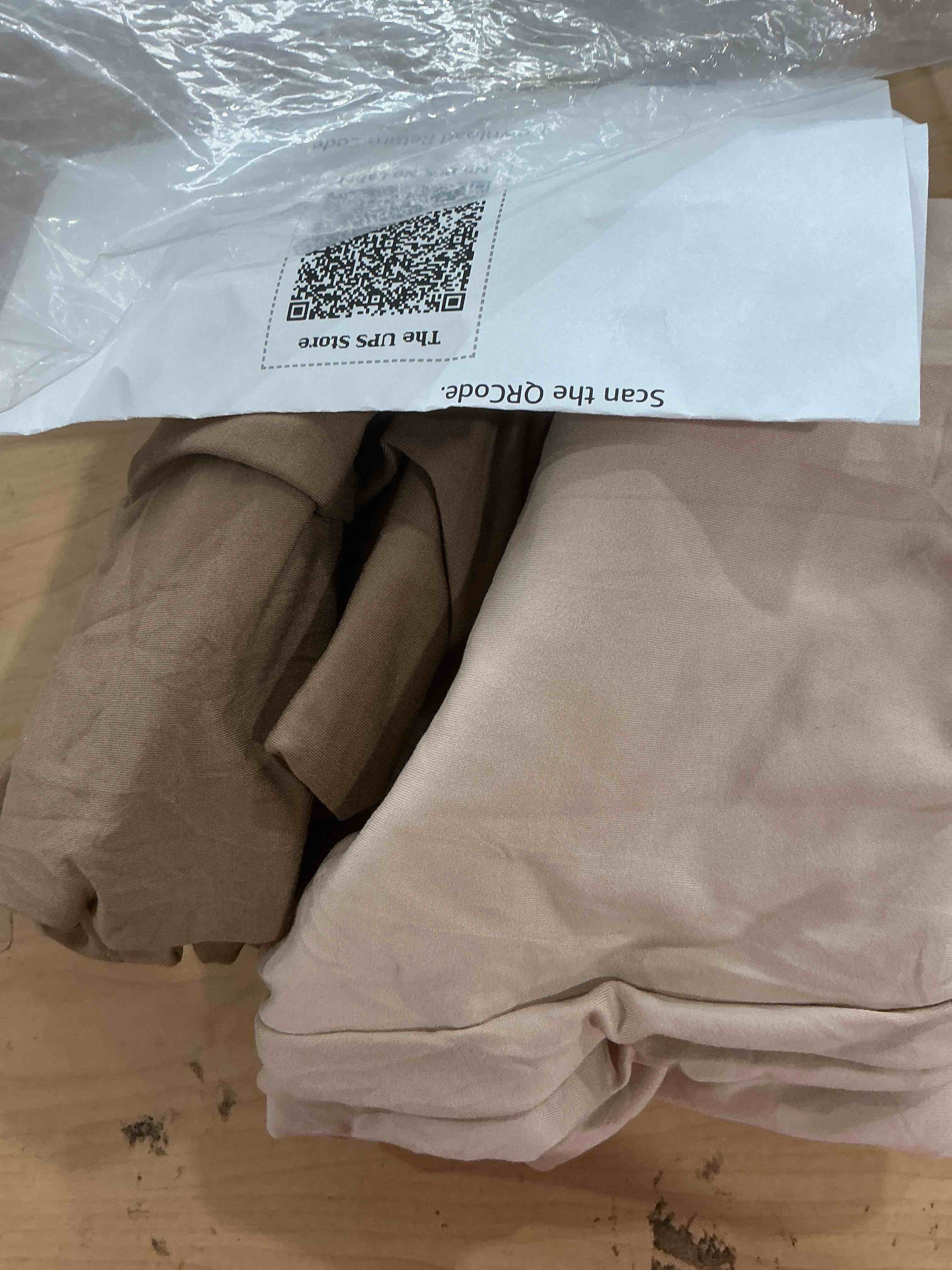Condition photo showing Good Condition for 3 Pack Fleece Lined Leggings Women High Waisted Warm Winter Yoga Pants for Women Thermal Running Workout Leggings Large-X-Large D-black/Brown/Apricot
