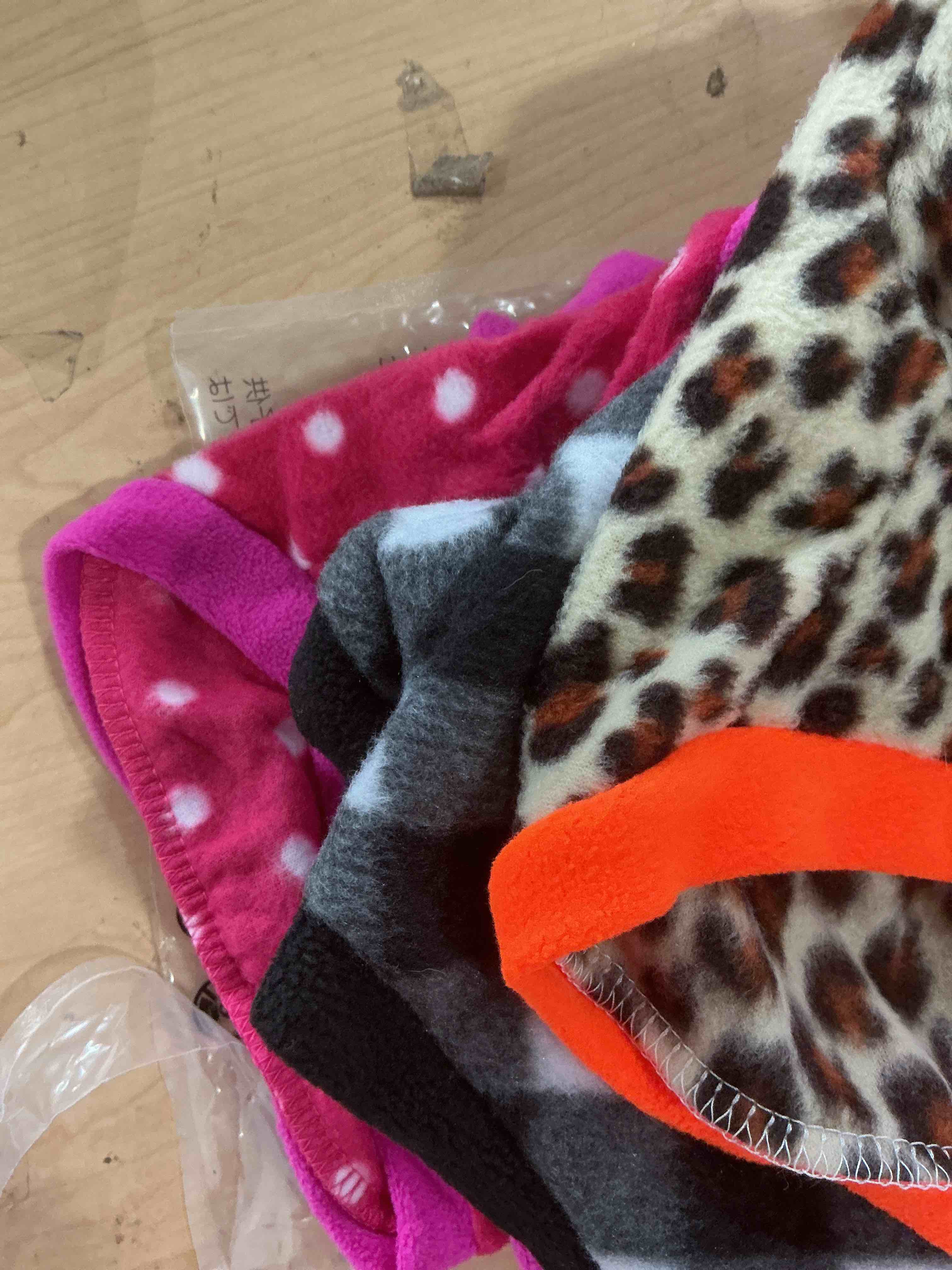 Condition photo showing Good Condition for Rbenxia 4 Pieces Dog Fleece Sweaters Puppy Warm Sweater Doggie Sweatshirt Soft Fleece Dog Pajamas Puppy Clothes Winter Dogs Outfits for Small Dogs Cat Pets (Small)