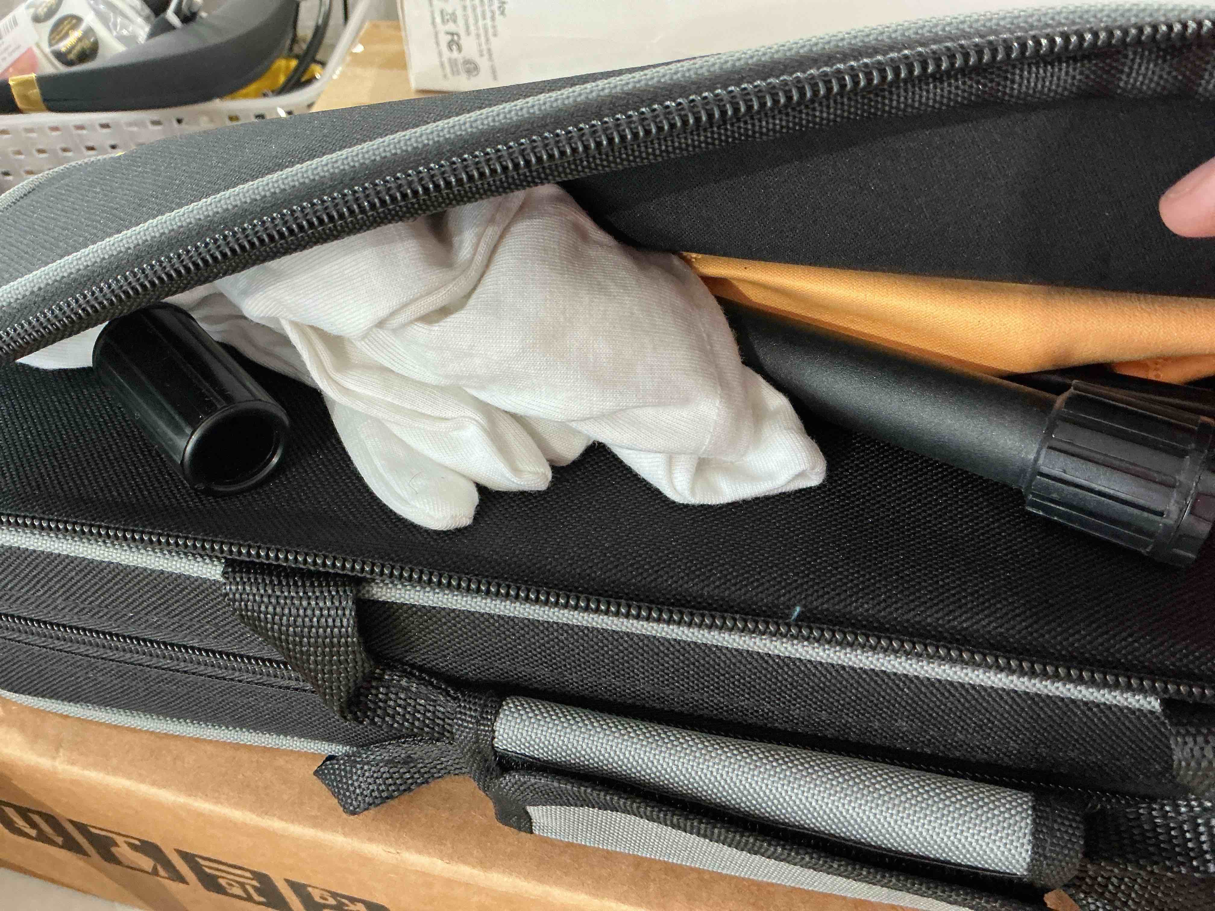 Condition photo showing Good Condition for YANASON C Flute Closed Hole 16 Keys Flute Nickel-Plated for Beginner, Kids, Student with Carrying case, Metal stand, Gloves, Tuning Rod, Cleaning kit 16 nickel