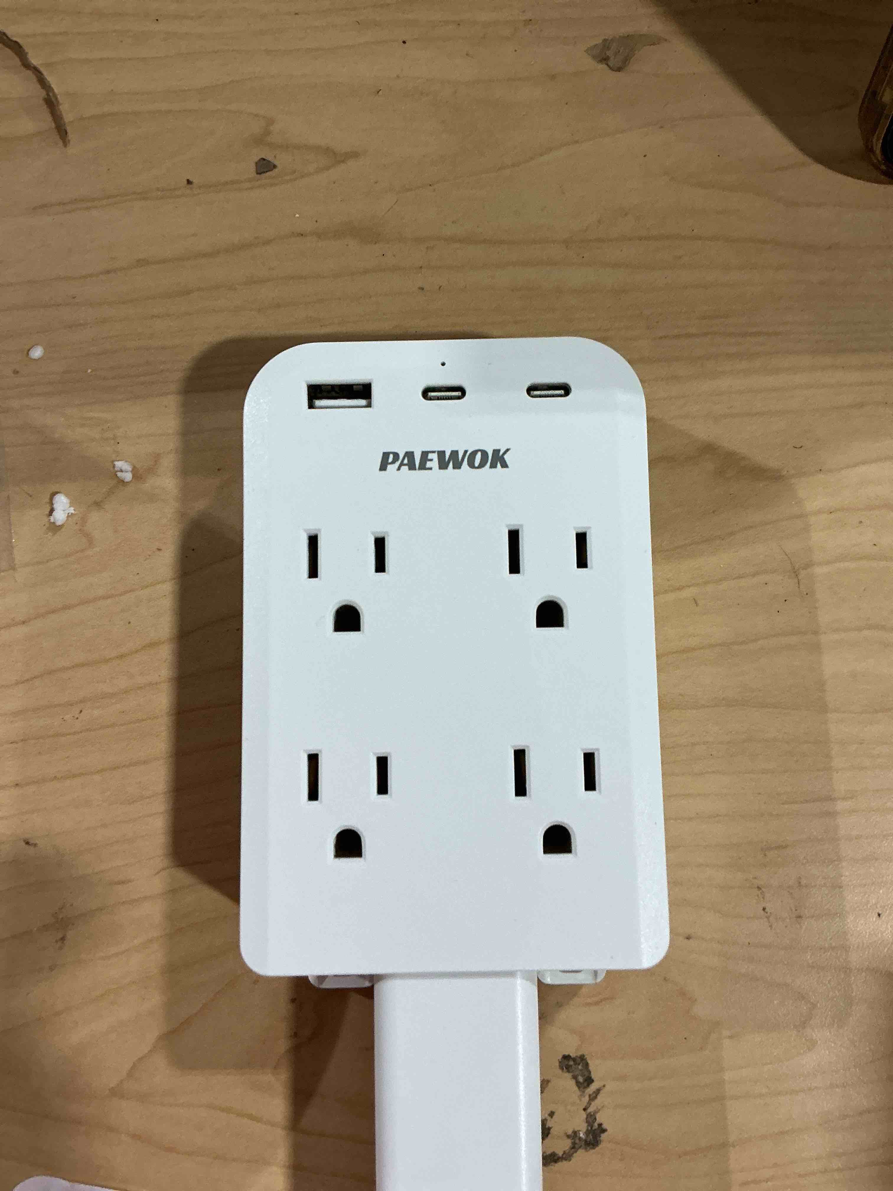 Condition photo showing Good Condition for Electrical Outlet Extender Stick with USB Ports(2 USB C), 180° Rotating Extendable Wall Plug with 4 AC Outlet, Adjustable 17.7"-27" Extendable Power Strip Stick for Behind Couch, Desk and Bed