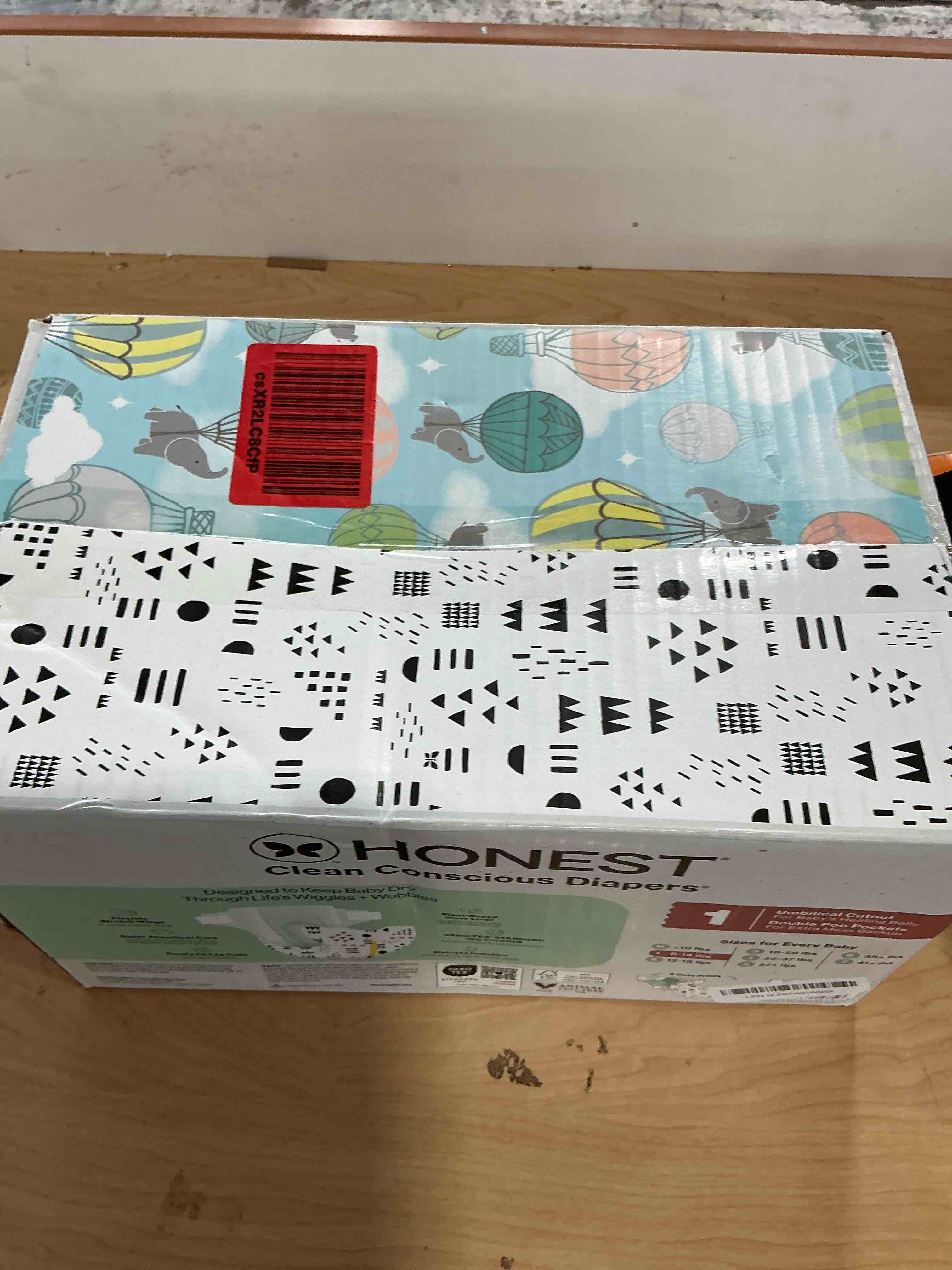 Condition photo showing New/Like New for The Honest Company Comfort Dry Disposable Diapers for Sensitive Skin, Hypoallergenic, Fragrance-Free, Above It All + Pattern Play, Club Box Size 1 (8-14 lbs), 78 Count Size 1 (78 Count) Above It All + Pattern Play