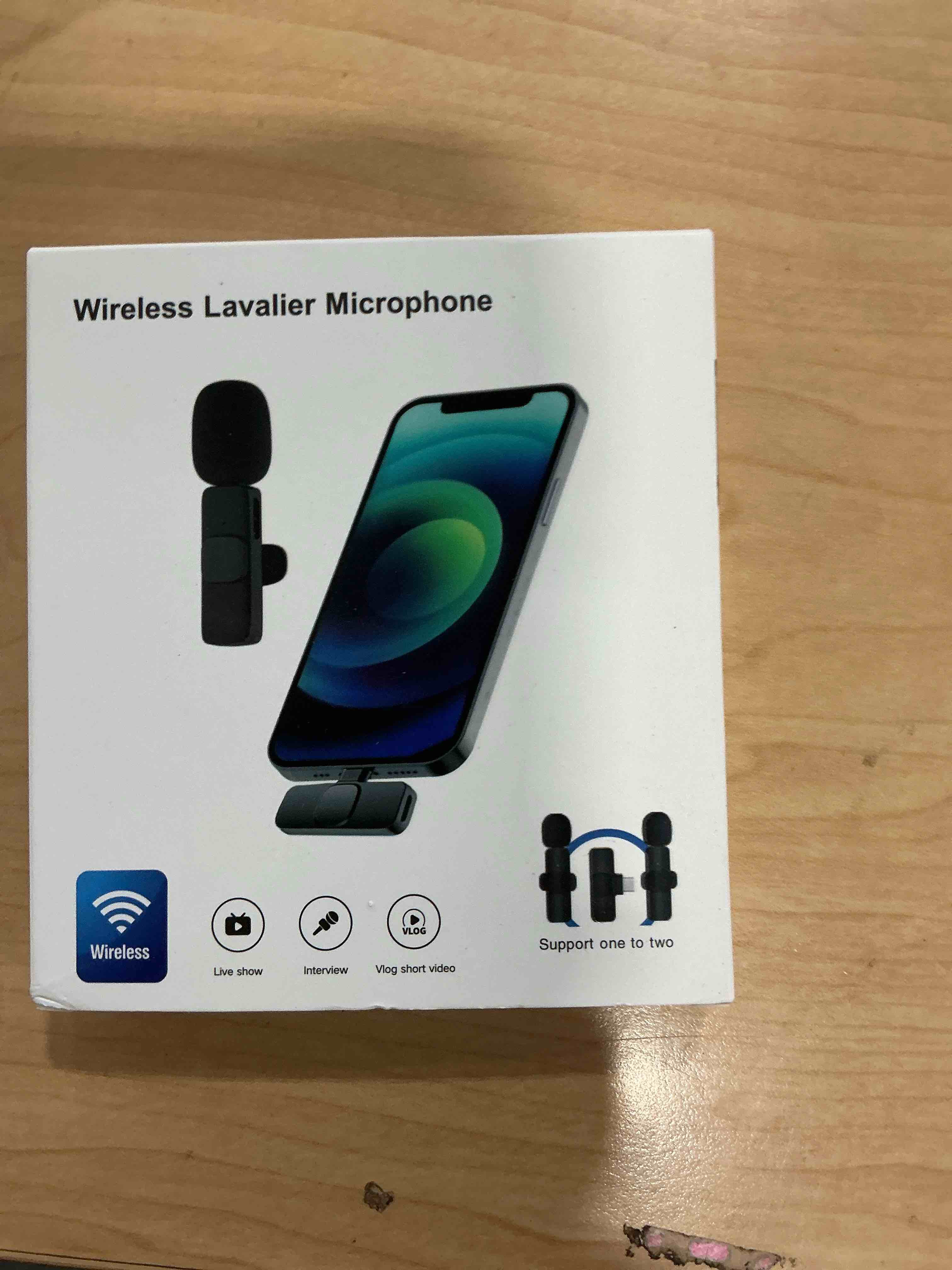 Condition photo showing New/Like New for Labstandard Professional Wireless Lavalier Lapel Microphone for iPhone, iPad, mini Video Recording Mic forInterview Video Podcast Vlog YouTube&Livestream, Noise Reduction, Plug &Play Type C & Lightning Port