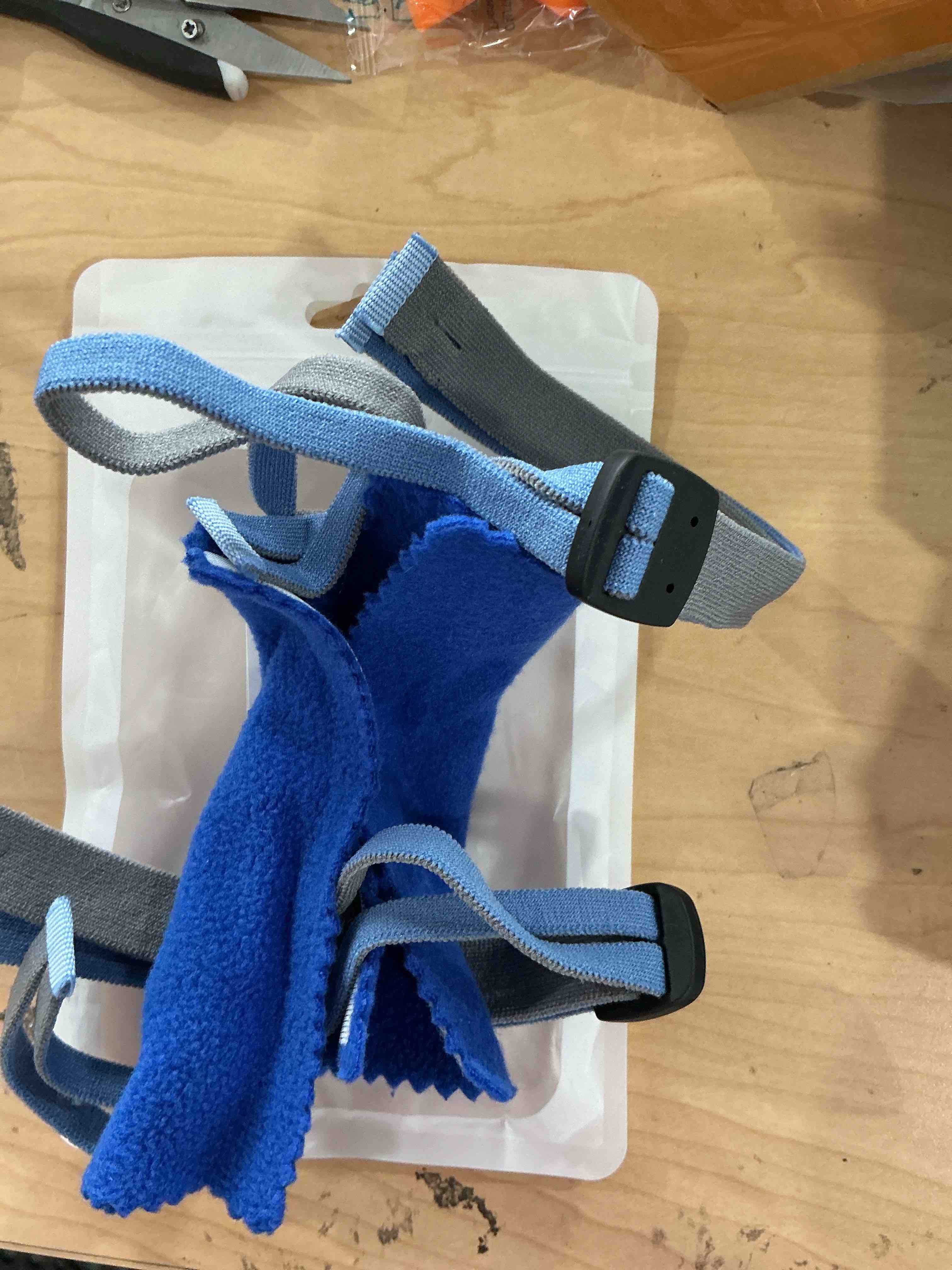 Condition photo showing Good Condition for Airfit P10 Replacement Headgear Strap with Strap Covers CPAP Nasal Pillow Mask Headgear Fully Adjustable Design Fit for Airfit P10 N30 Airsense 10 11 Nasal Pillow Mask (2 Pack) Blue