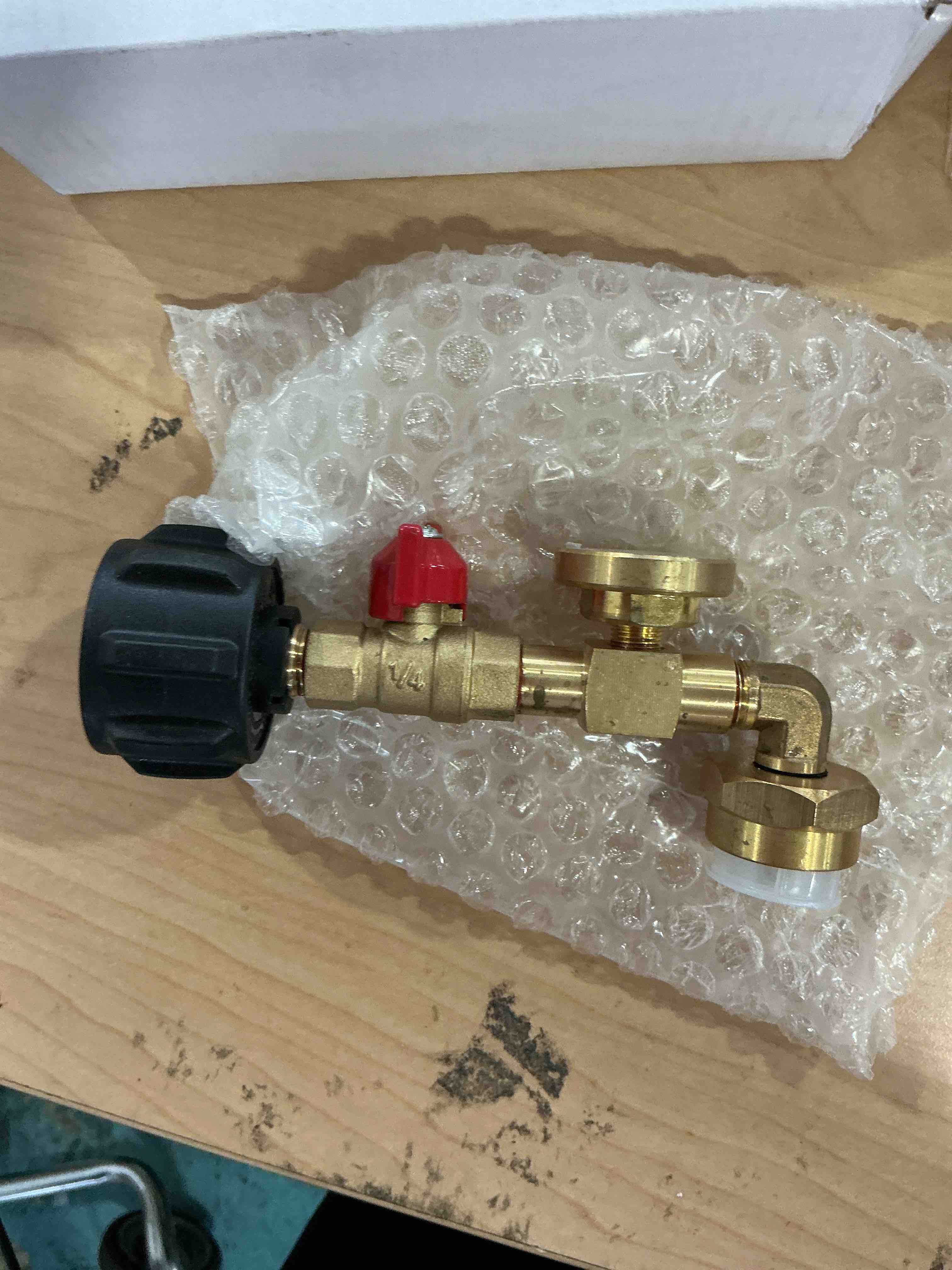 Condition photo showing Good Condition for Upgraded Propane Refill Adapter with Valve and Gauge, for Filling 1lb Bottles from a 20lb Tank, Fits QCC1/Type1 Propane Tanks and 1lb Disposable Cylinders, Solid Brass, Includes 1x Sealing Tape