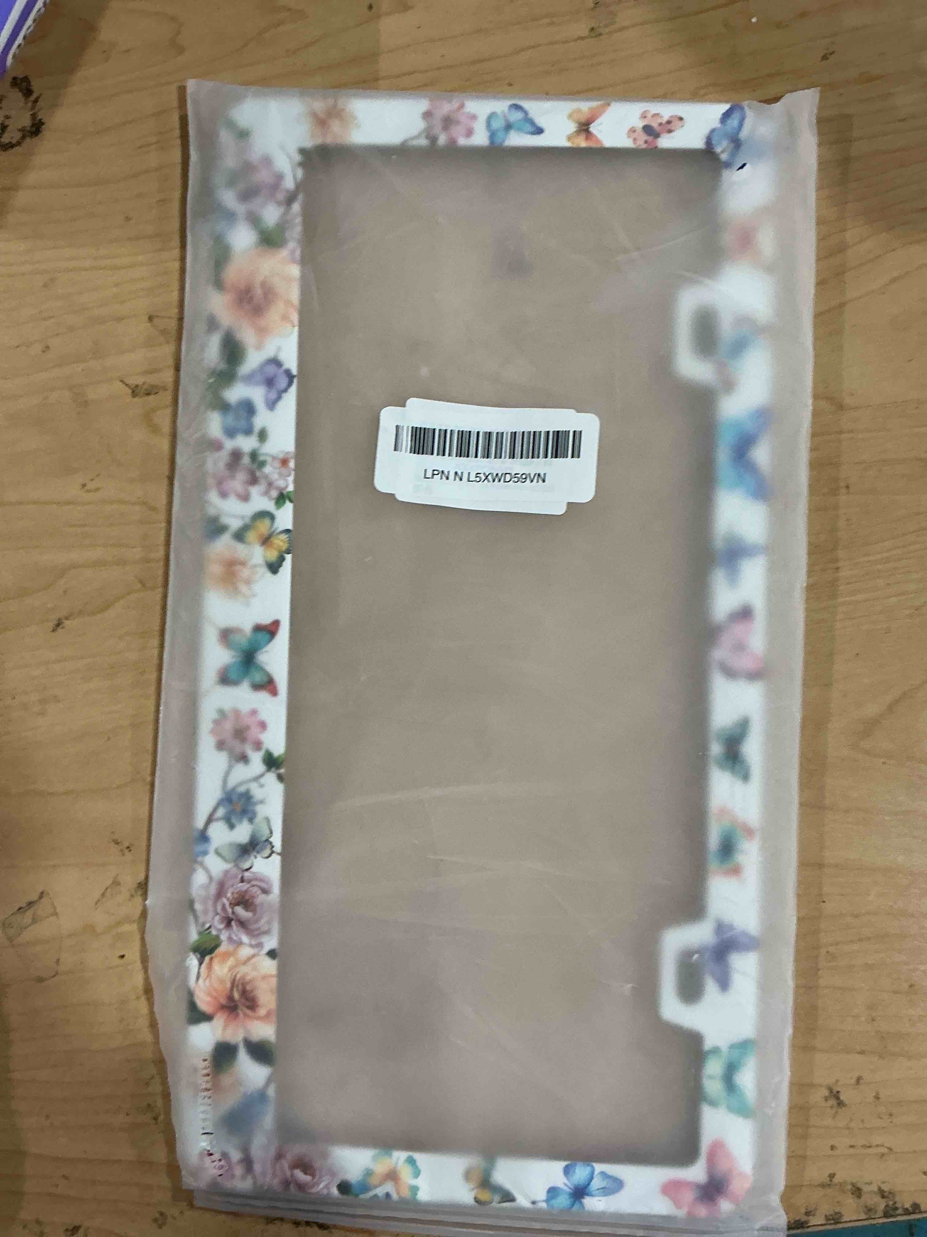 Condition photo showing Good Condition for Colorful Butterfly Flowers License Plate Frame Beautiful Butterflies License Plate Holders Funny Stainless Steel Auto Accessory Bracket 2 Hole With Screws Universal Us Car License Plate Frames 6x12 In