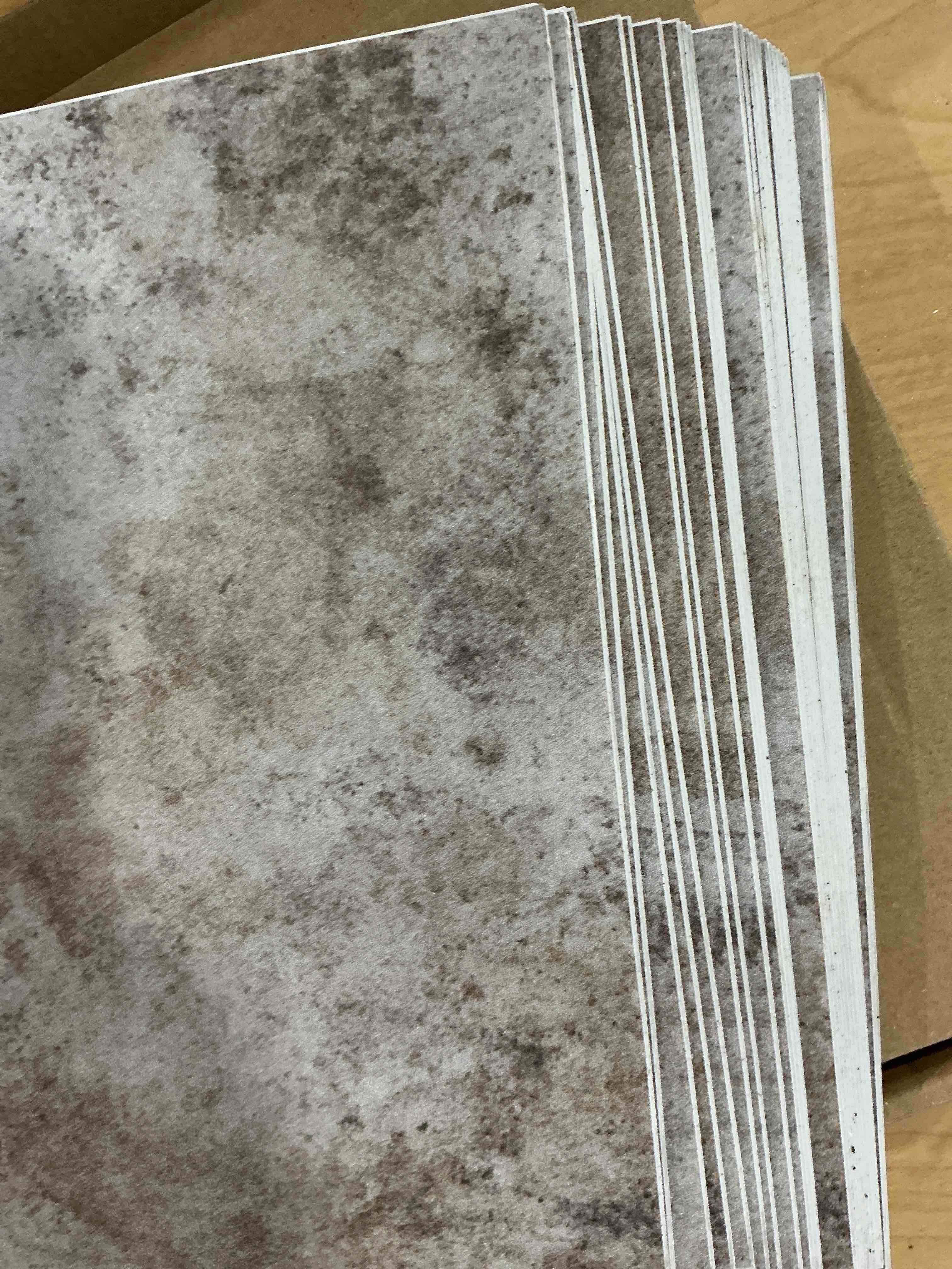 Condition photo showing Good Condition for 24pcs Grey Marble Floor Tile Decals Peel & Stick Backsplash for Kitchen 7.87"*7.87" Self-Adhesive Wall Tiles Subway Sticker for Bedroom Bathroom Fireplace Laundry Decoration Ptf-42 7.87 x 7.87 inch