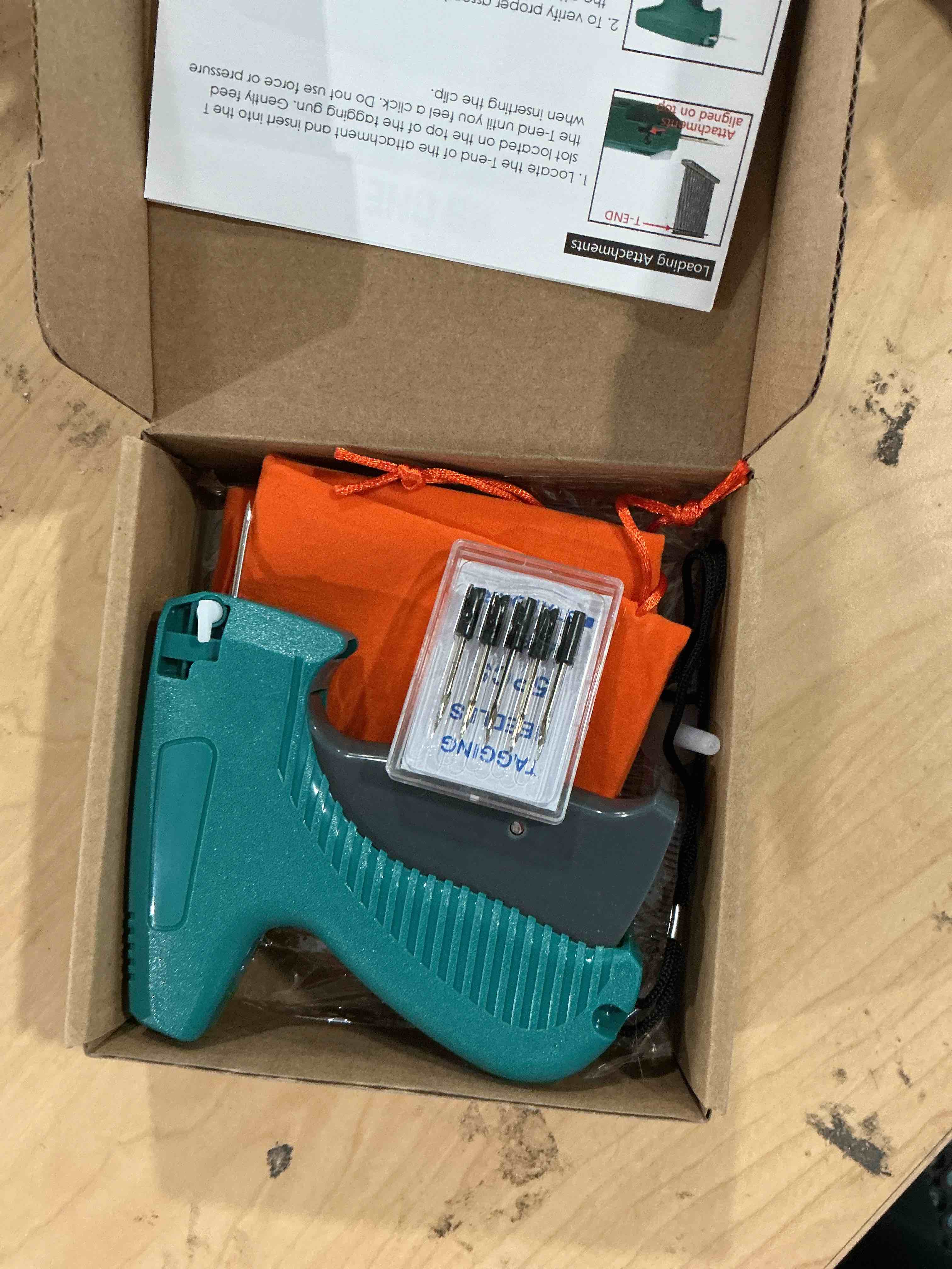 Condition photo showing Good Condition for BS ONE Price Tagging Gun for Clothing, Standard Retail Price Tag Attacher Gun for Clothes with 6 Needles & 1000pcs 2" Barbs Fasteners for Store Tag Gun+1000 2" Fasteners