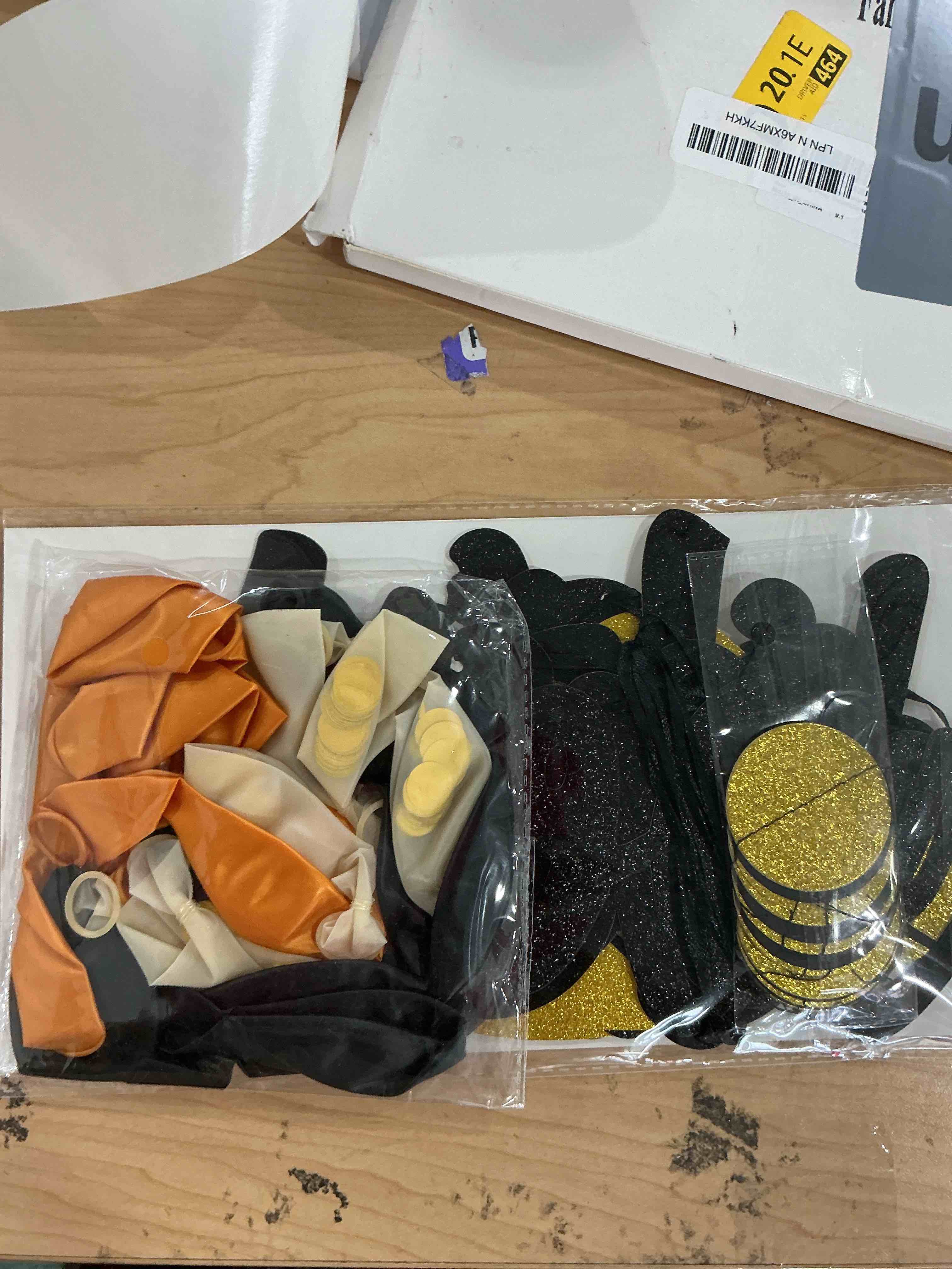 Condition photo showing Good Condition for Black Gold Welcome Home Decorations We Missed You So Much Banner Glitter Garland and Balloons Party Supplies for Military Army Returning, Patriotic Homecoming Party Decorations