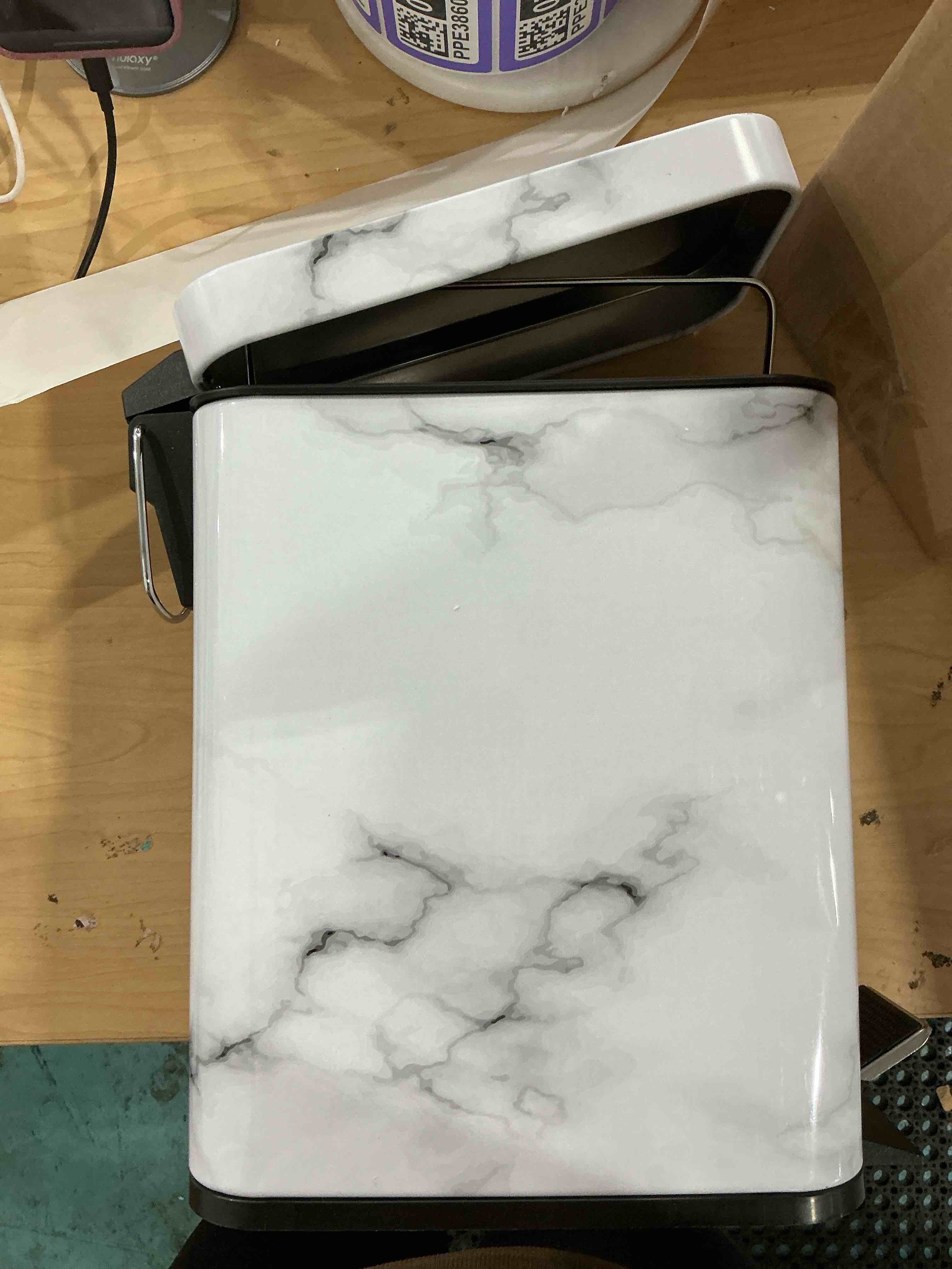 Condition photo showing Good Condition for mDesign Small Modern 1.3 Gallon Rectangle Metal Lidded Step Trash Can, Compact Garbage Bin with Removable Liner Bucket and Handle for Bathroom, Kitchen, Craft Room, Office, Garage - White Marble White Marble 1.3 Gallon