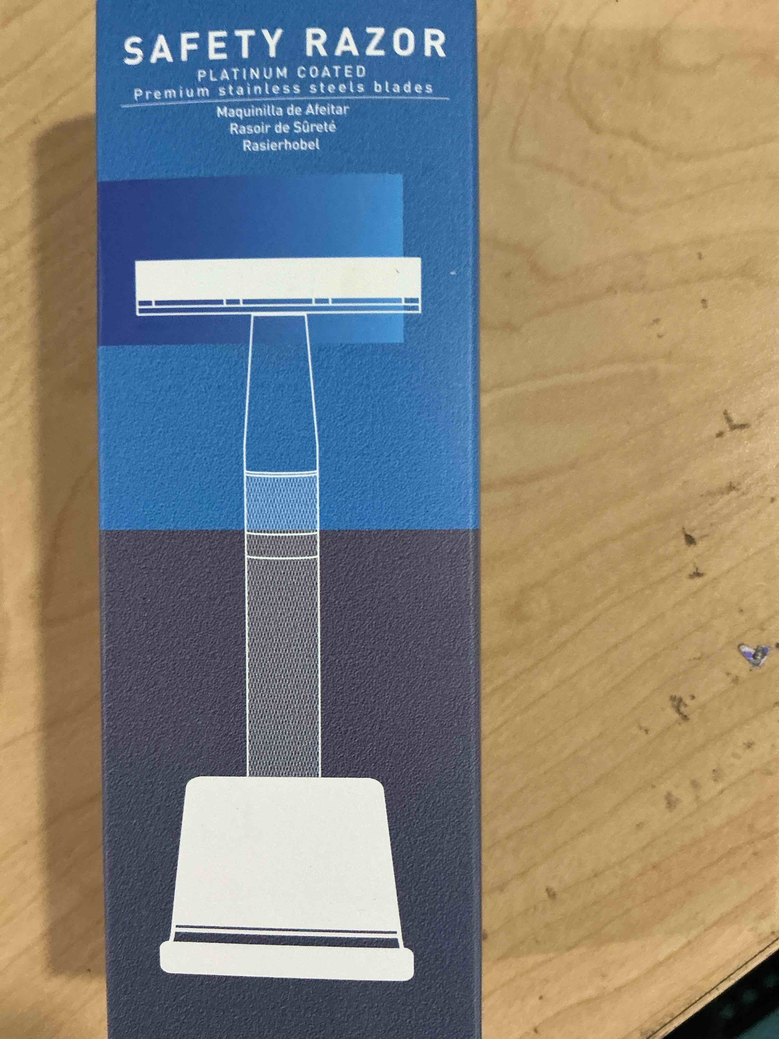 Condition photo showing Good Condition for Double Edge Safety Razor with Stand, Single Blade Razors for Men and Women, with 10 Stainless Steel Double Edge Blades, Smooth and Close Shave, Plastic Free, Blue Blue Razor with Stand