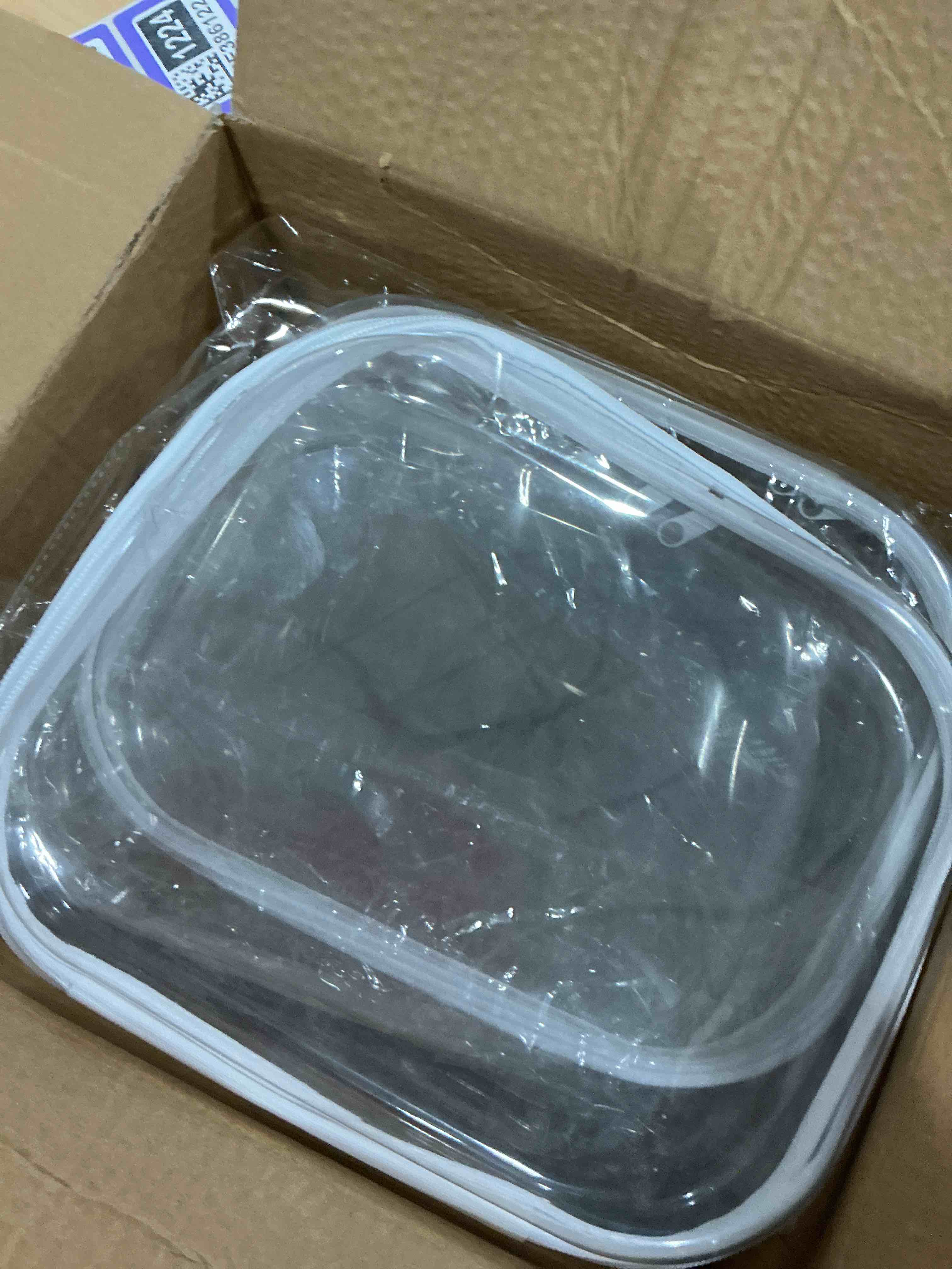 Condition photo showing Good Condition for 3 Pcs Zippered Transparent Cases?Clear Hard Pouch?Portable Double Zipper Hard Bag,Waterproof Clear Hard Shell Zipper Case for Cosmetic Storage, Snacks, Pencil Case (Small*3)