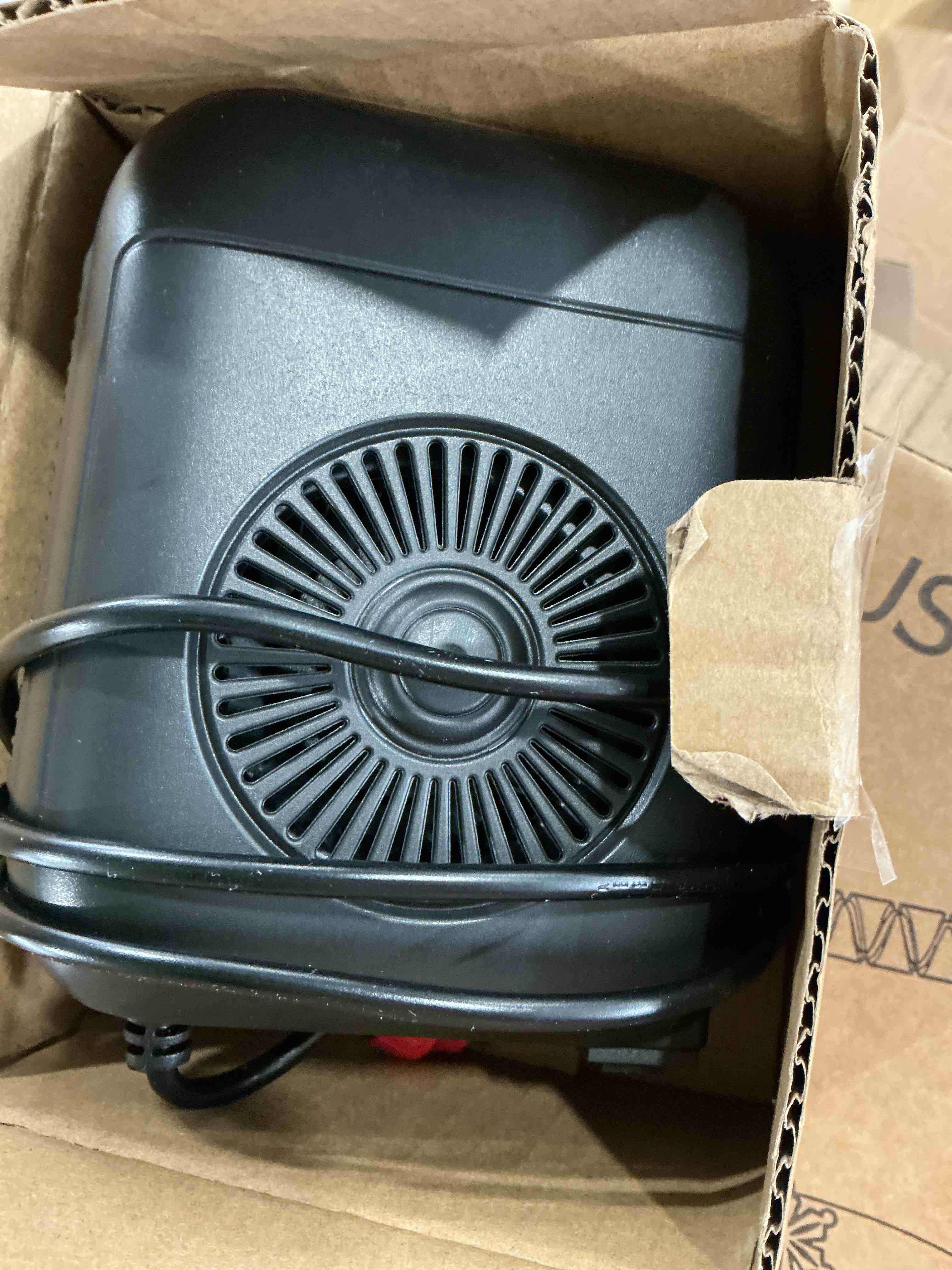 Condition photo showing Good Condition for 12V 150W Portable Car Heater Fast Demisting Defroster,Automobile Car Heater Can Heat Rapidly inwith Heating CoolingAir Purify, 360Degree Rotary Defroster Portable Car Heater (FF-2)