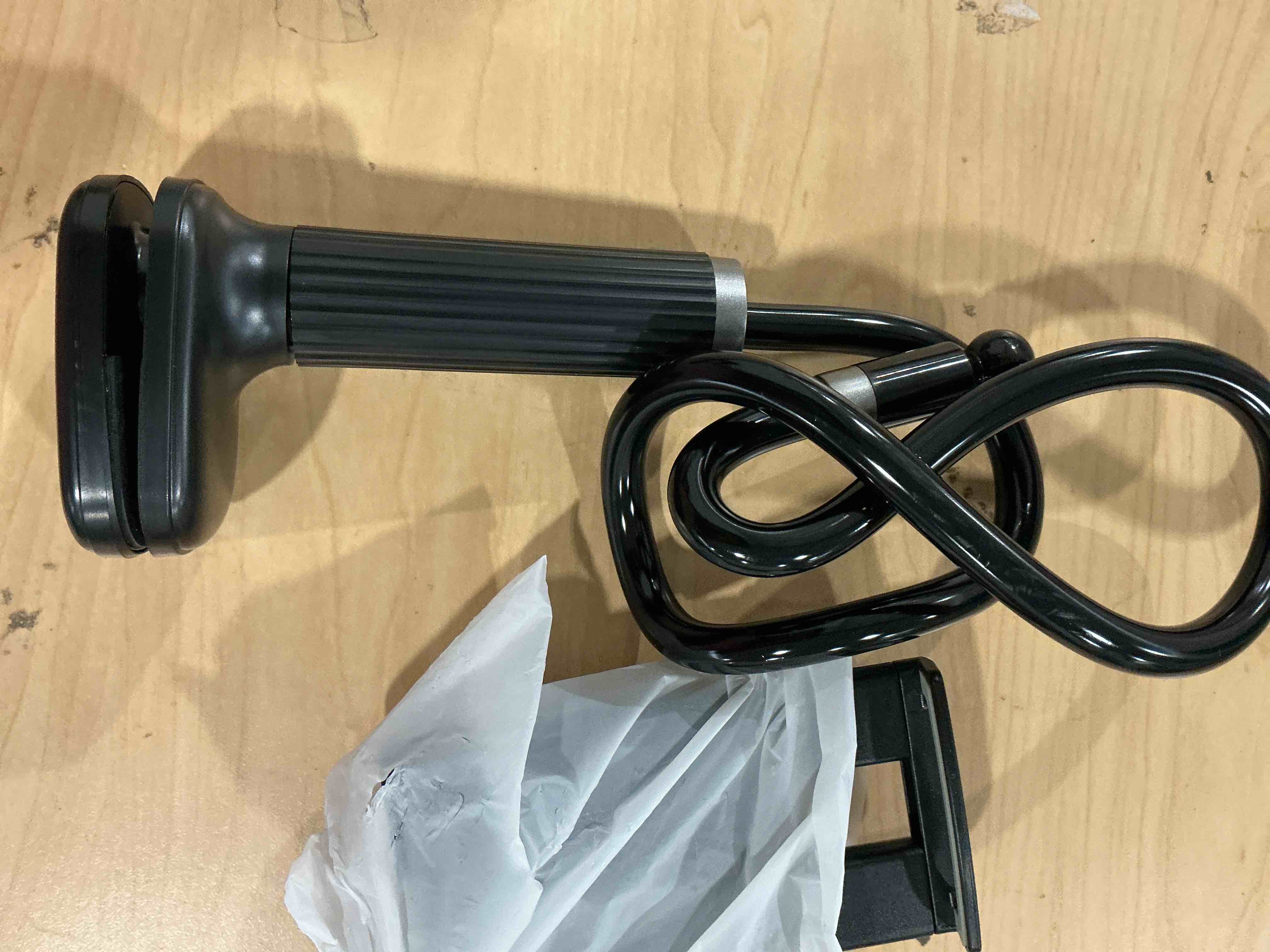 Condition photo showing Good Condition for wigmoa k-mt ?38.7inch/98cm? tablet phone holder bed gooseneck mount, mount holder clip with grip flexible long arm compatible for ipad iphone/switch/samsung tabs/kindle fire hd k-mt(black)