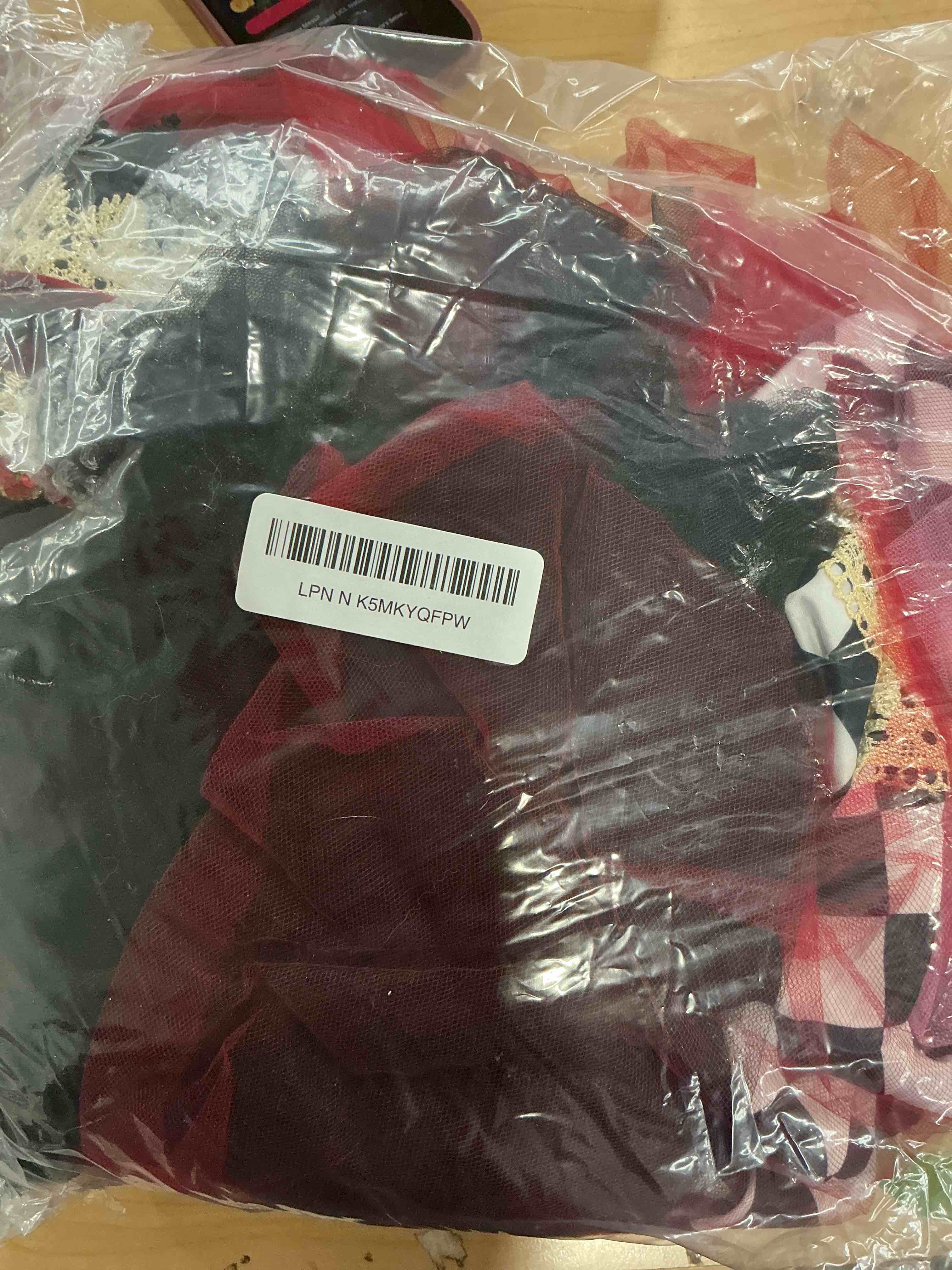 Condition photo showing Good Condition for Queen of Hearts Costume Women Halloween Costume Woman 2025 Alice in Wonderland Outfits Fancy Cosplay Dress for Adult Red Heart Small