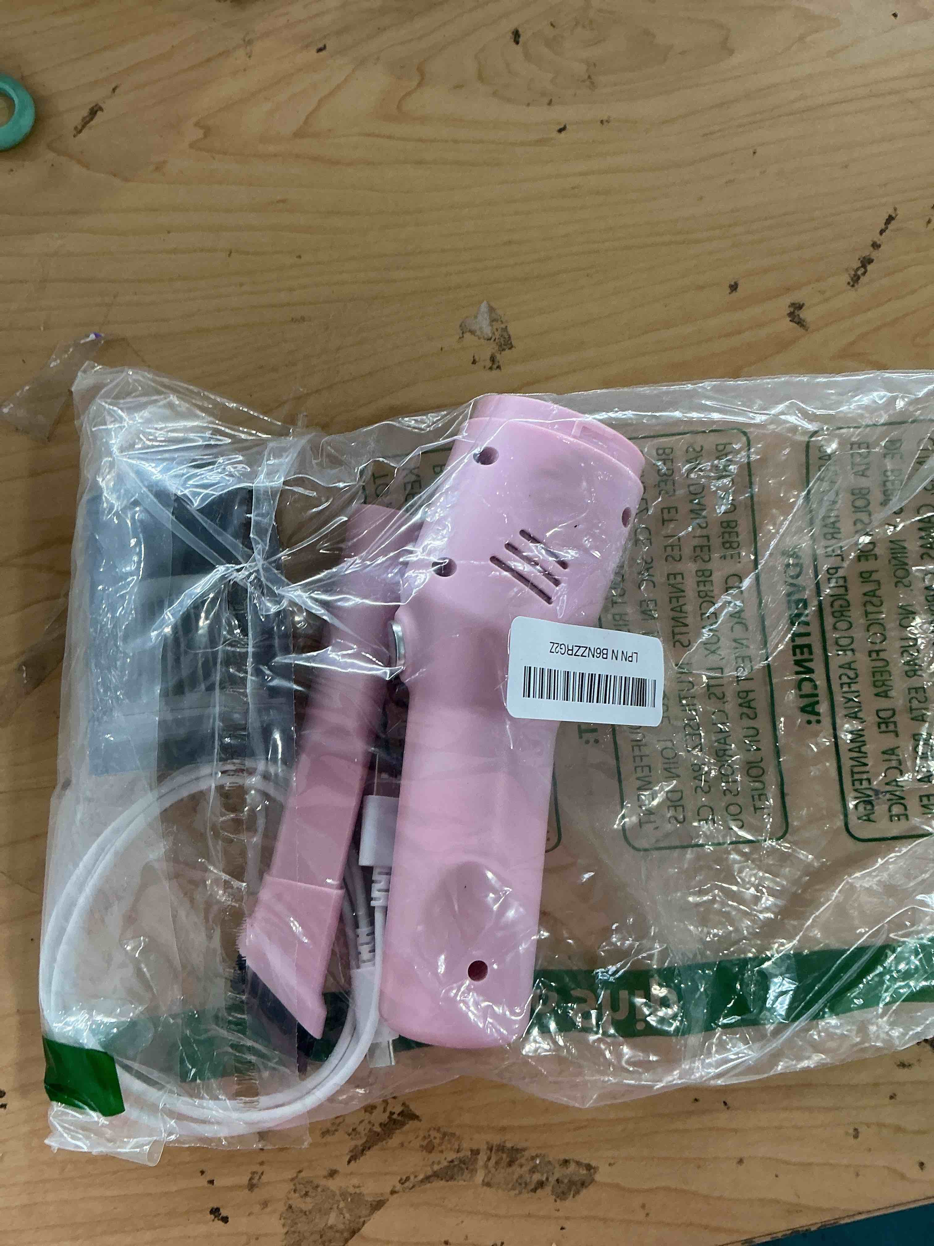 Condition photo showing Good Condition for Portable Mini Car Vacuum Cleaner Pink, High Power Cordless(400g) Handheld Rechargeable Vacuum Cleaner for Desk V06
