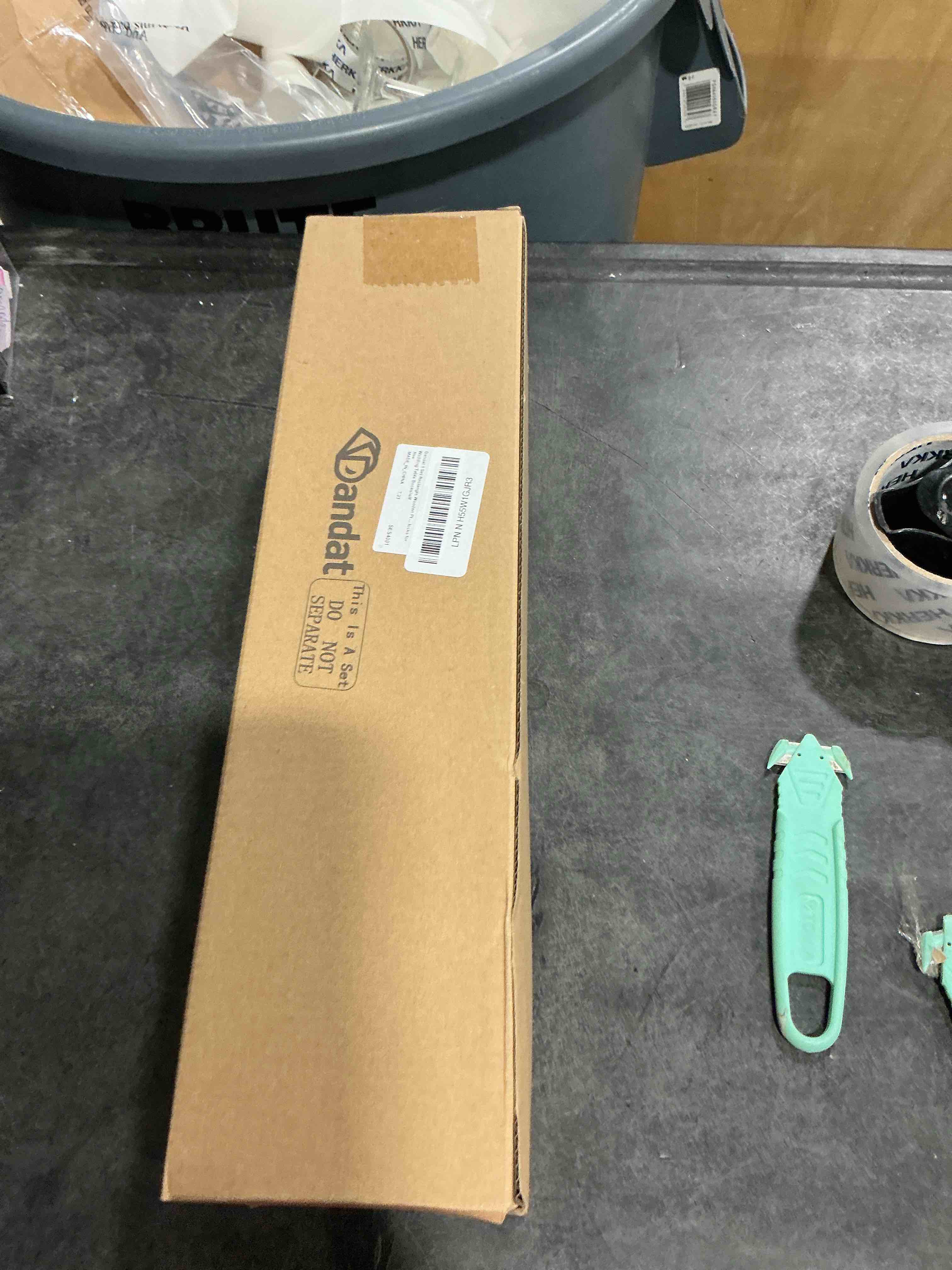 https://s3.amazonaws.com/lotting-images-prod/NonstopDeals/PPE4087402_1764810385058.jpeg