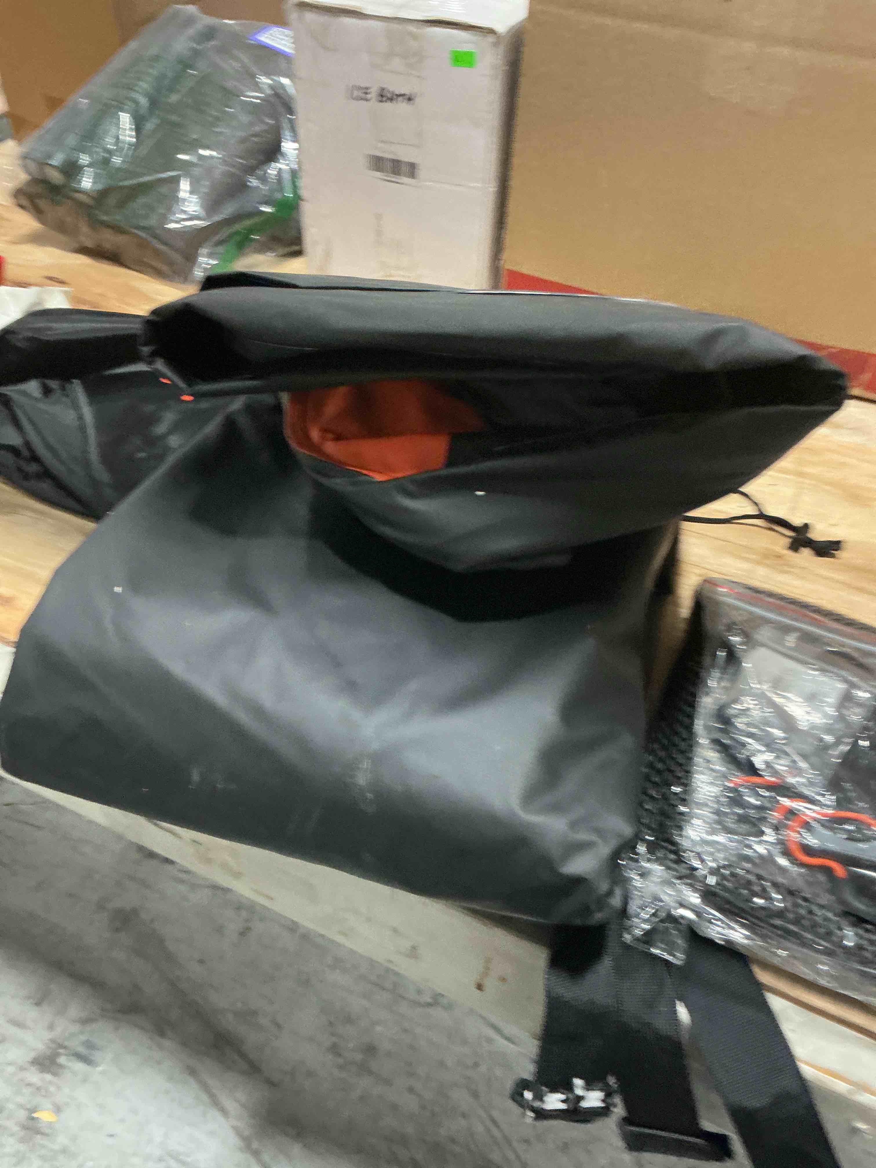 Asinking Car Roof Bag Rooftop top Cargo Carrier Bag 15 Cubic feet Waterproof for All Cars with/Without Rack, Includes Anti-Slip Mat, 10 Reinforced Straps, 6 Door Hooks, Luggage Lock