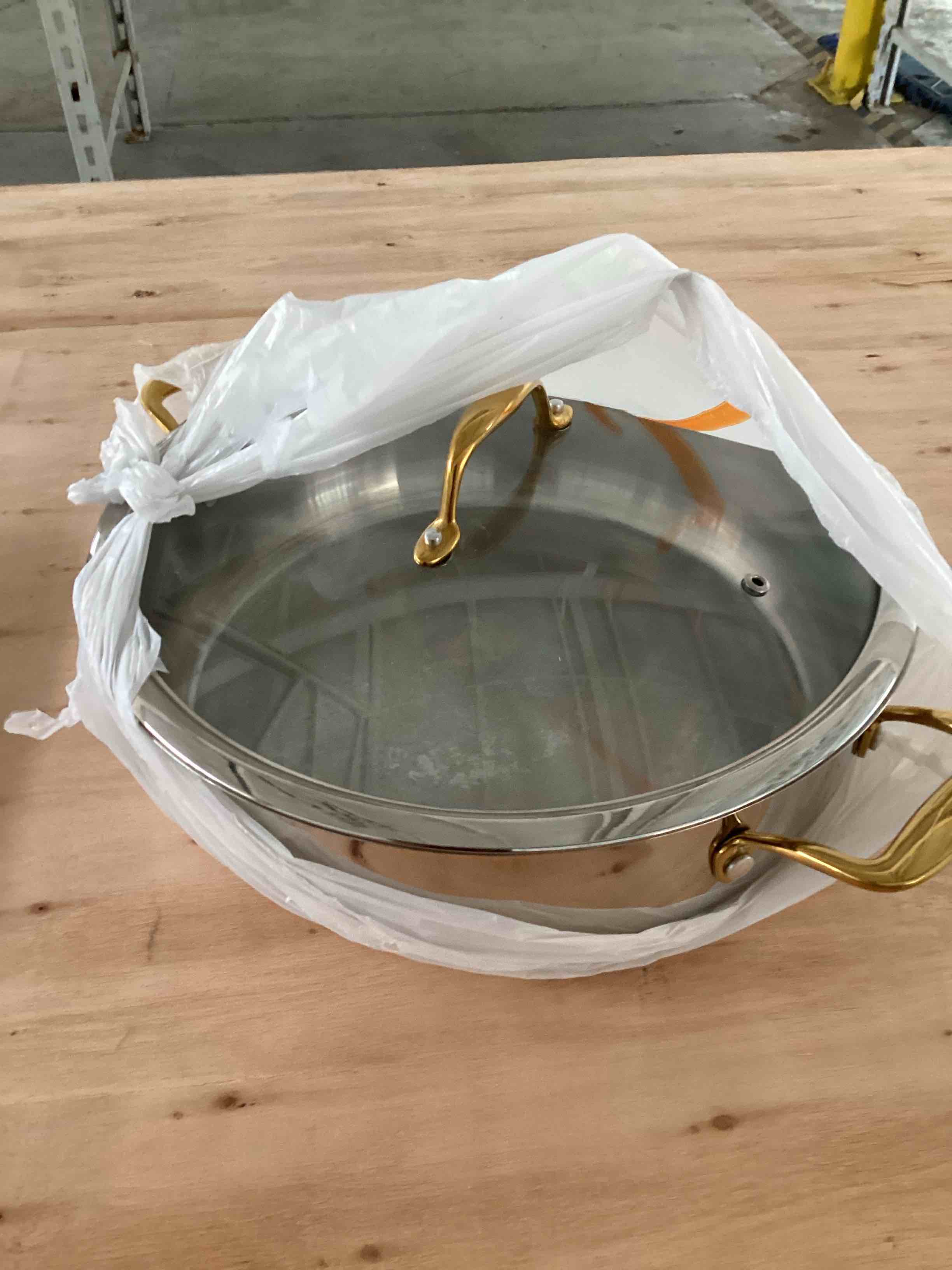 https://s3.amazonaws.com/lotting-images-prod/NonstopDeals/TEA2146021_1750976273940.jpeg