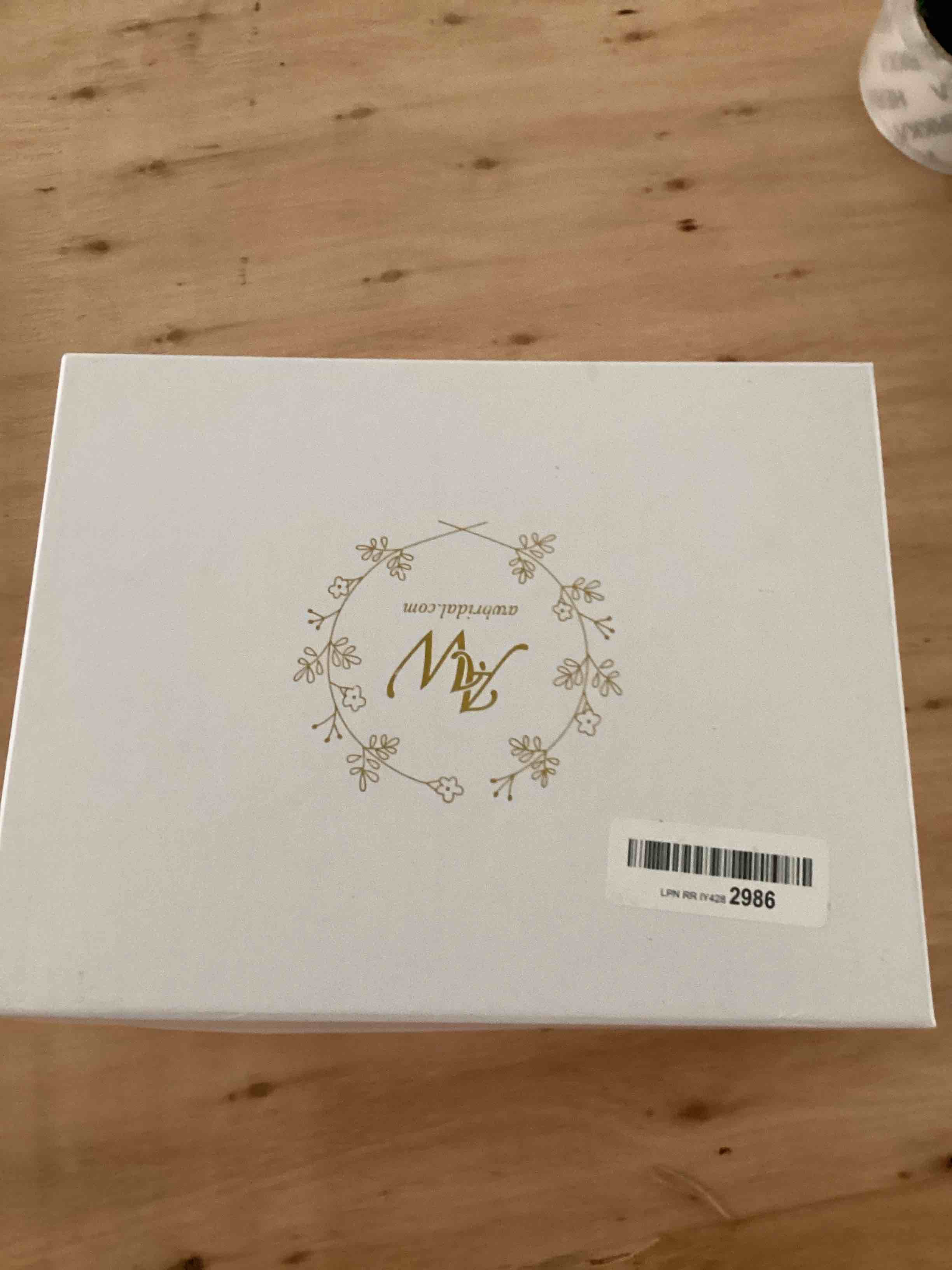 https://s3.amazonaws.com/lotting-images-prod/NonstopDeals/TEA2146028_1750977594593.jpeg
