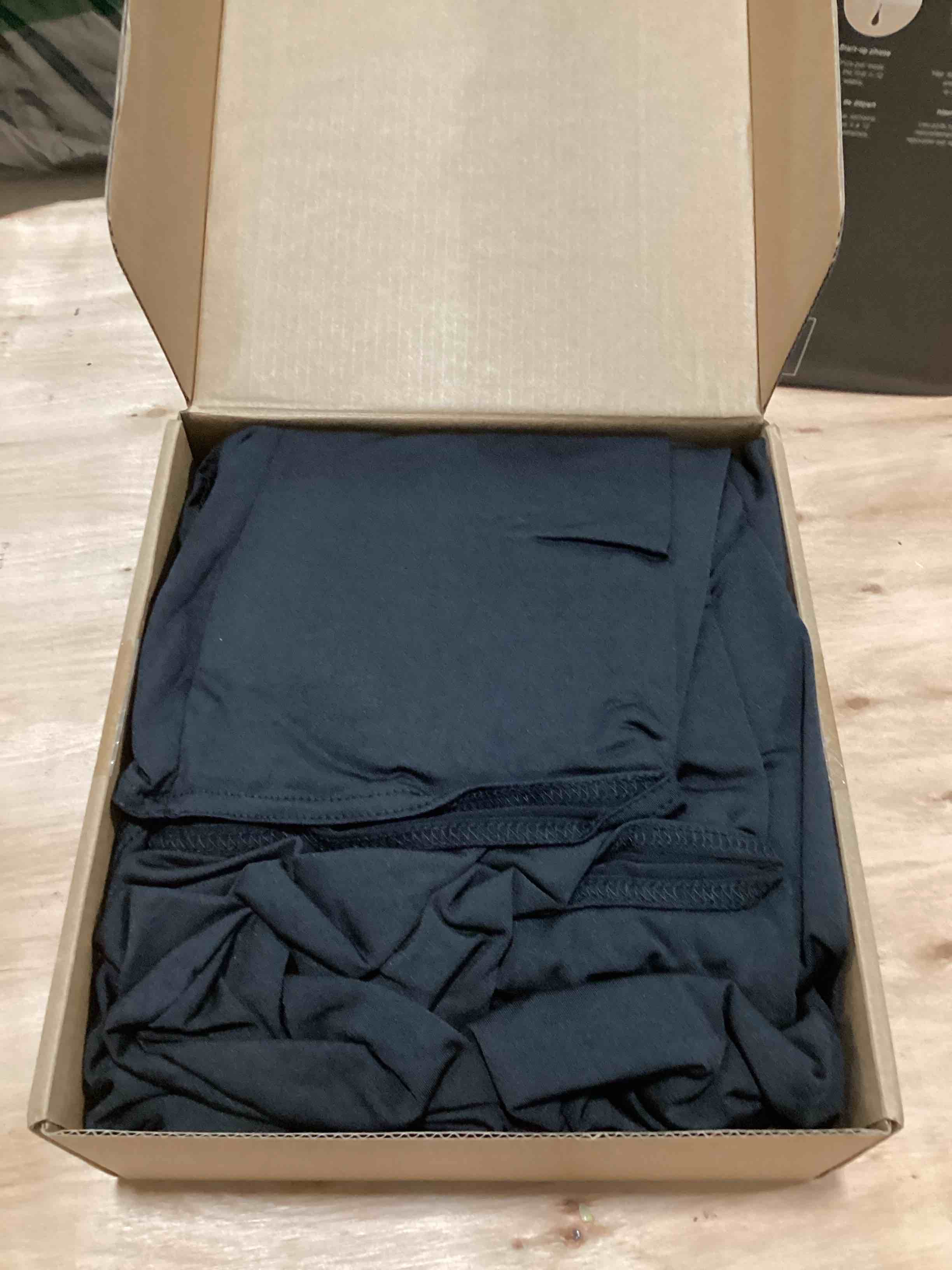 https://s3.amazonaws.com/lotting-images-prod/NonstopDeals/TEA2146079_1751065536904.jpeg