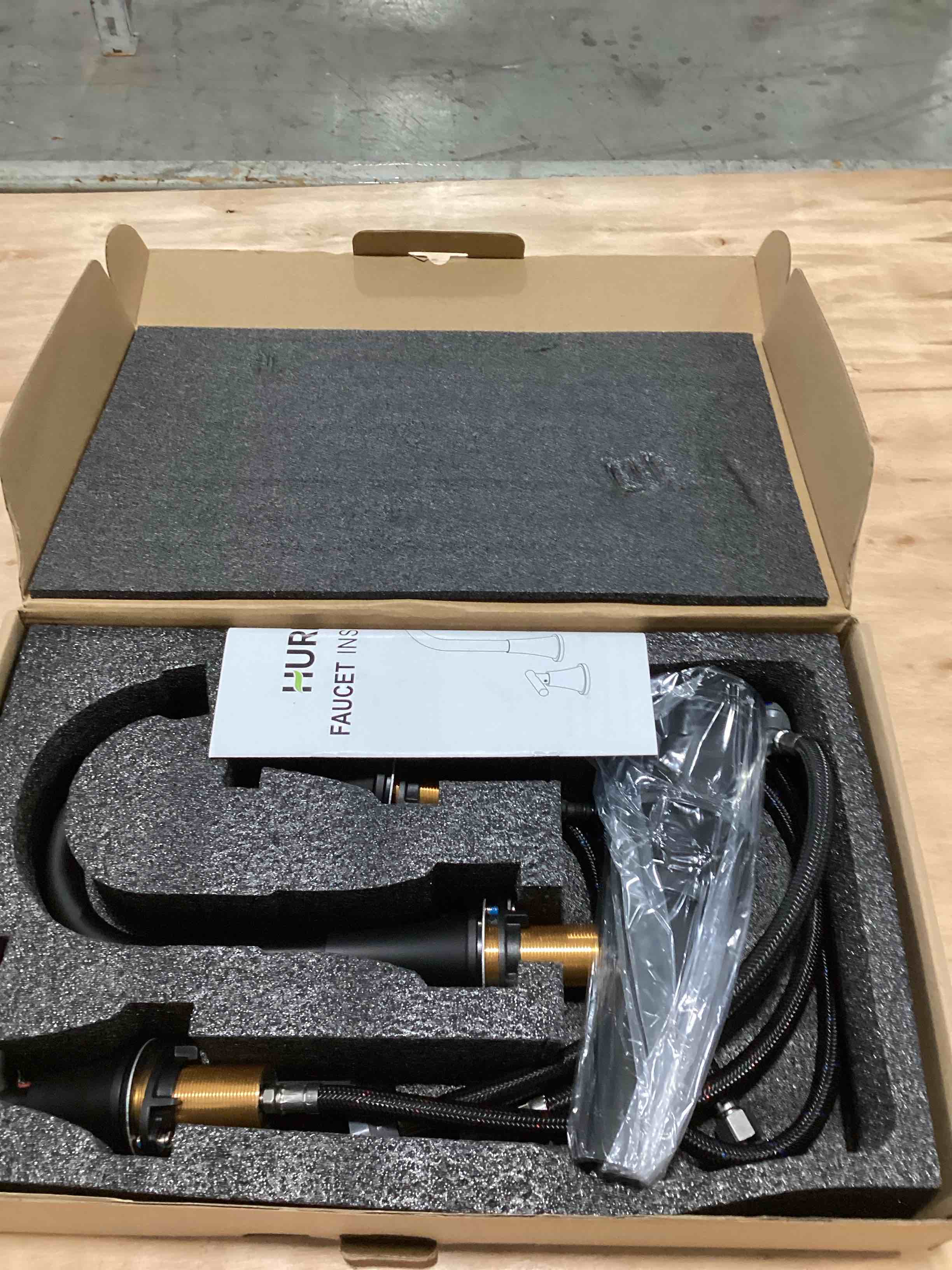 https://s3.amazonaws.com/lotting-images-prod/NonstopDeals/TEA2146167_1751145364275.jpeg