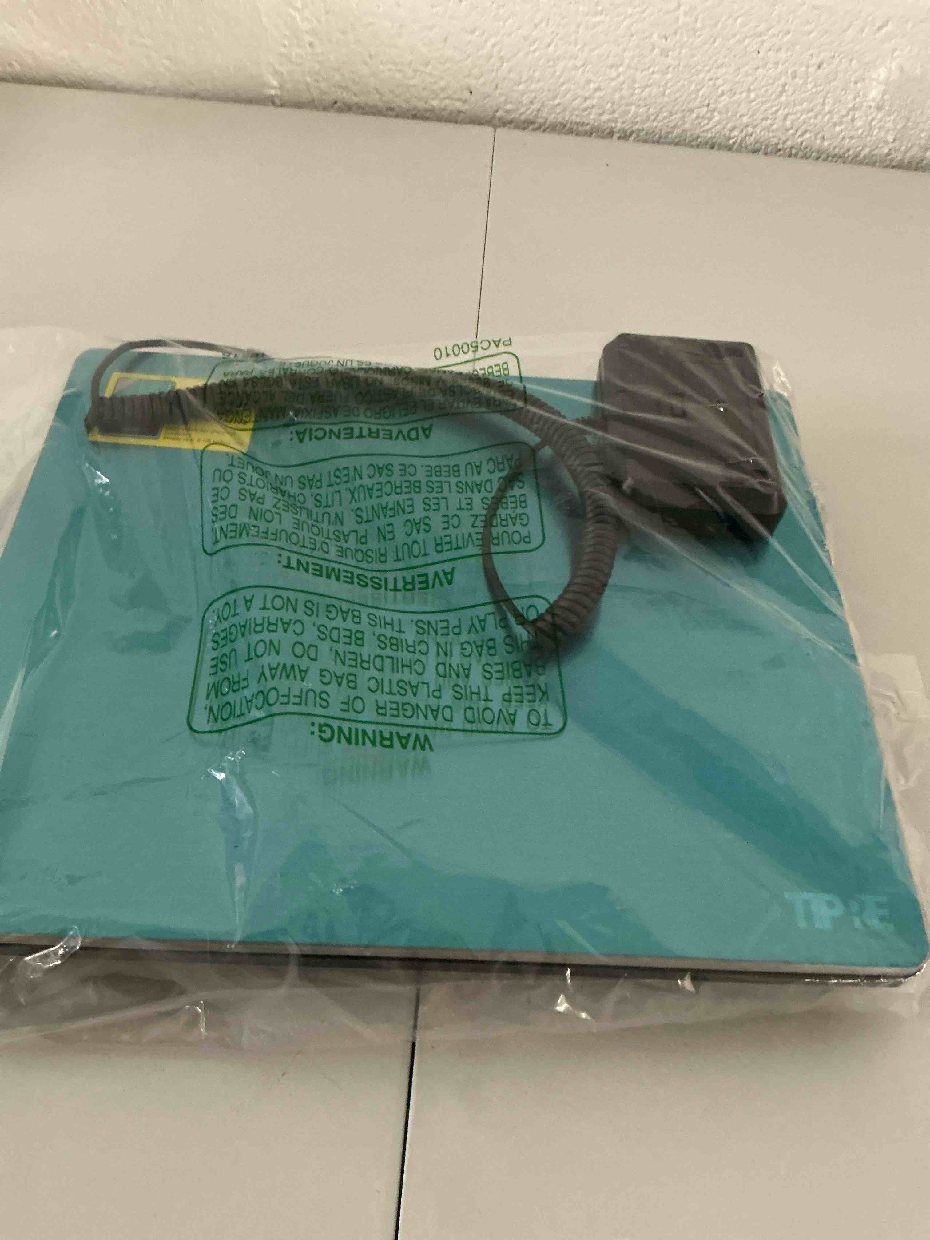 https://s3.amazonaws.com/lotting-images-prod/NonstopDeals/TEA2146391_1751493339560.jpeg