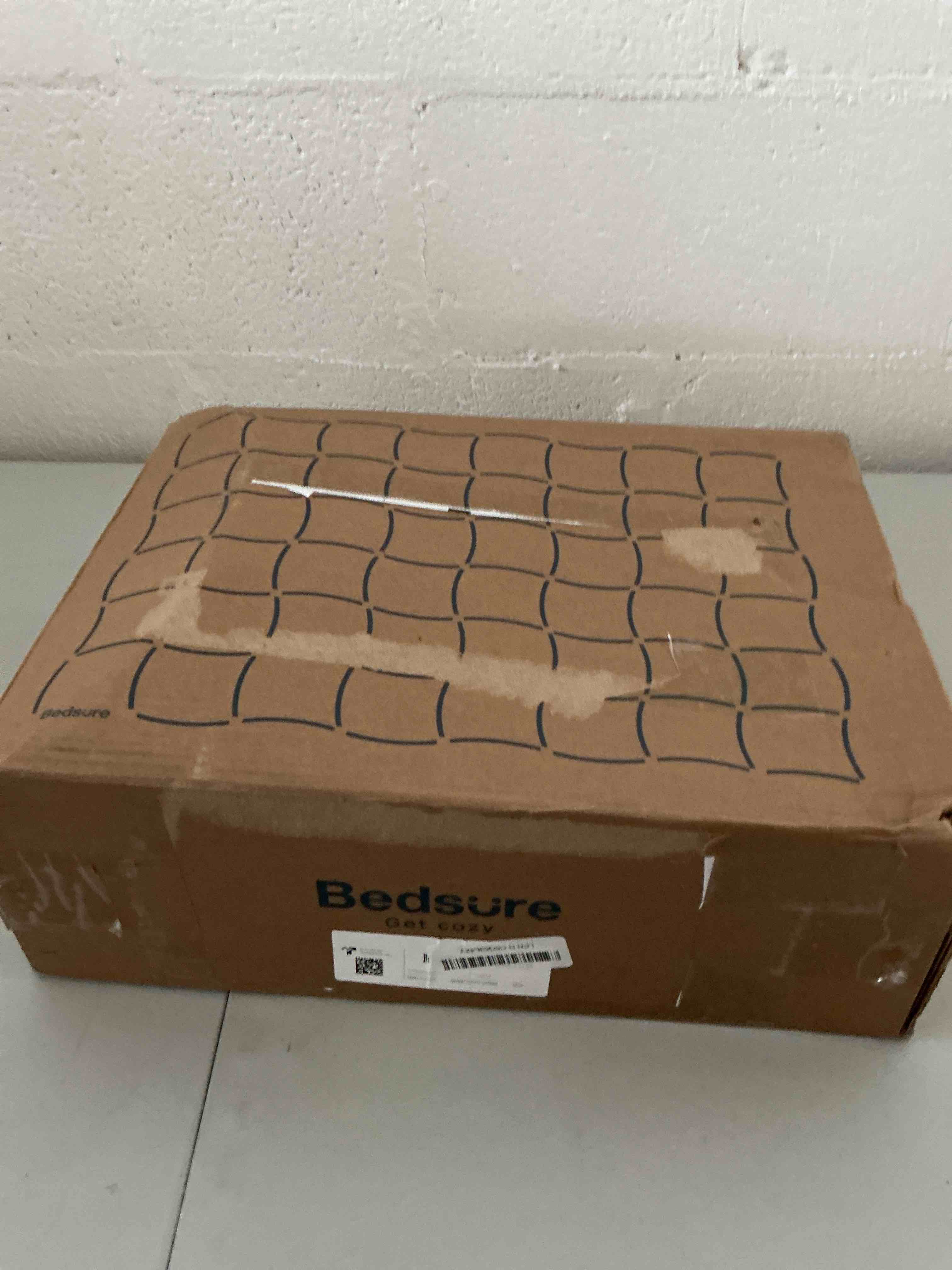 https://s3.amazonaws.com/lotting-images-prod/NonstopDeals/TEA2146504_1751579584461.jpeg