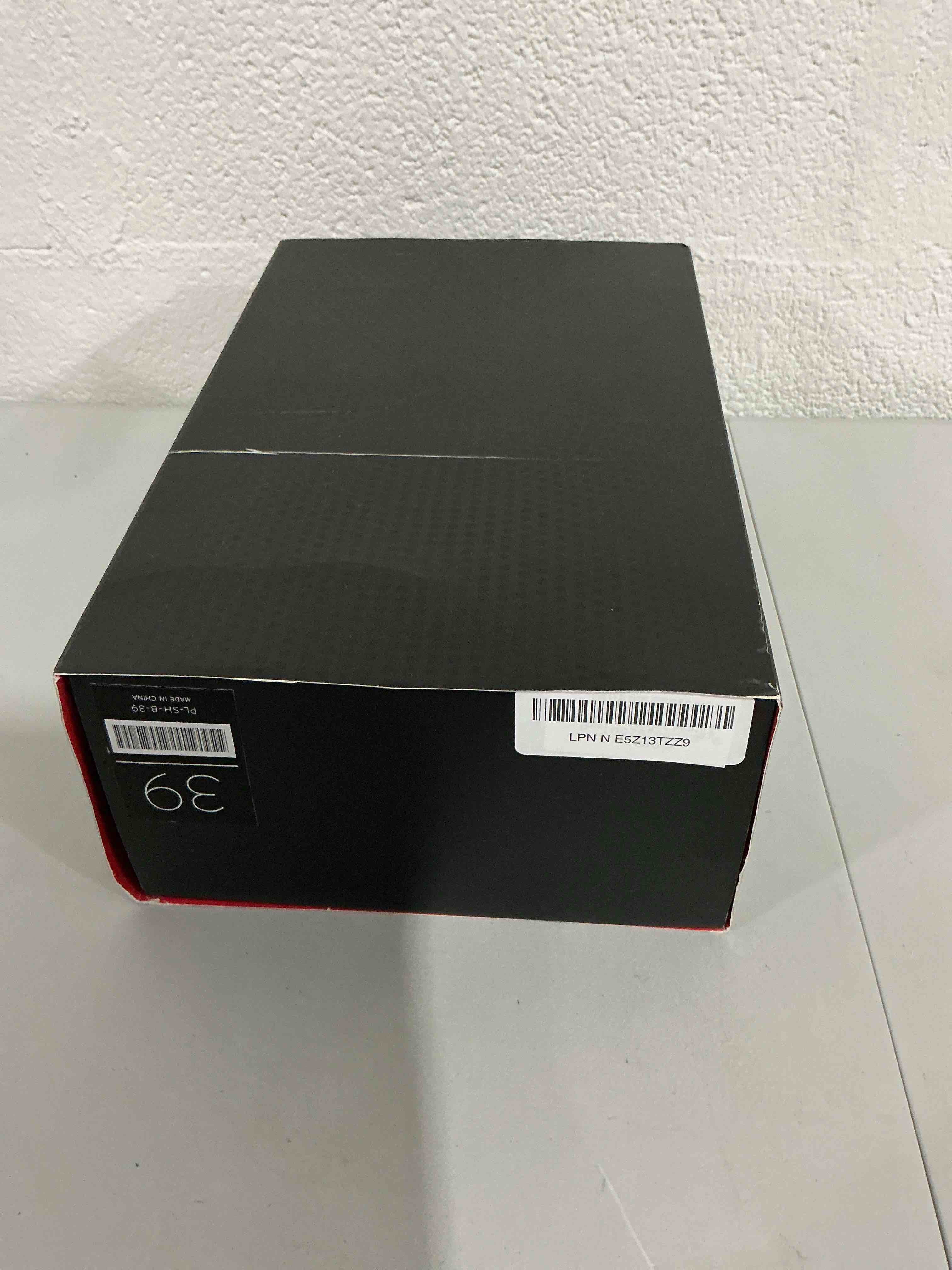https://s3.amazonaws.com/lotting-images-prod/NonstopDeals/TEA2146564_1751594482076.jpeg