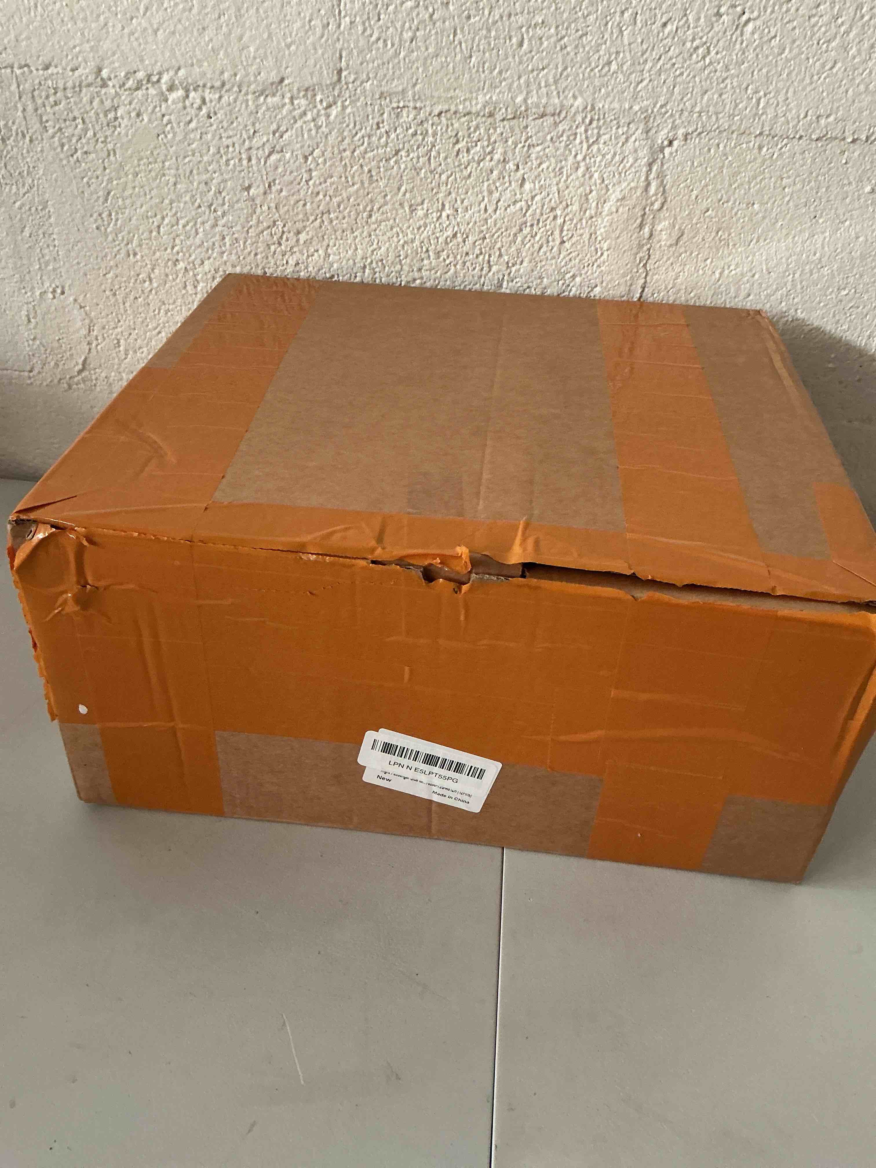 https://s3.amazonaws.com/lotting-images-prod/NonstopDeals/TEA2146592_1751714308039.jpeg
