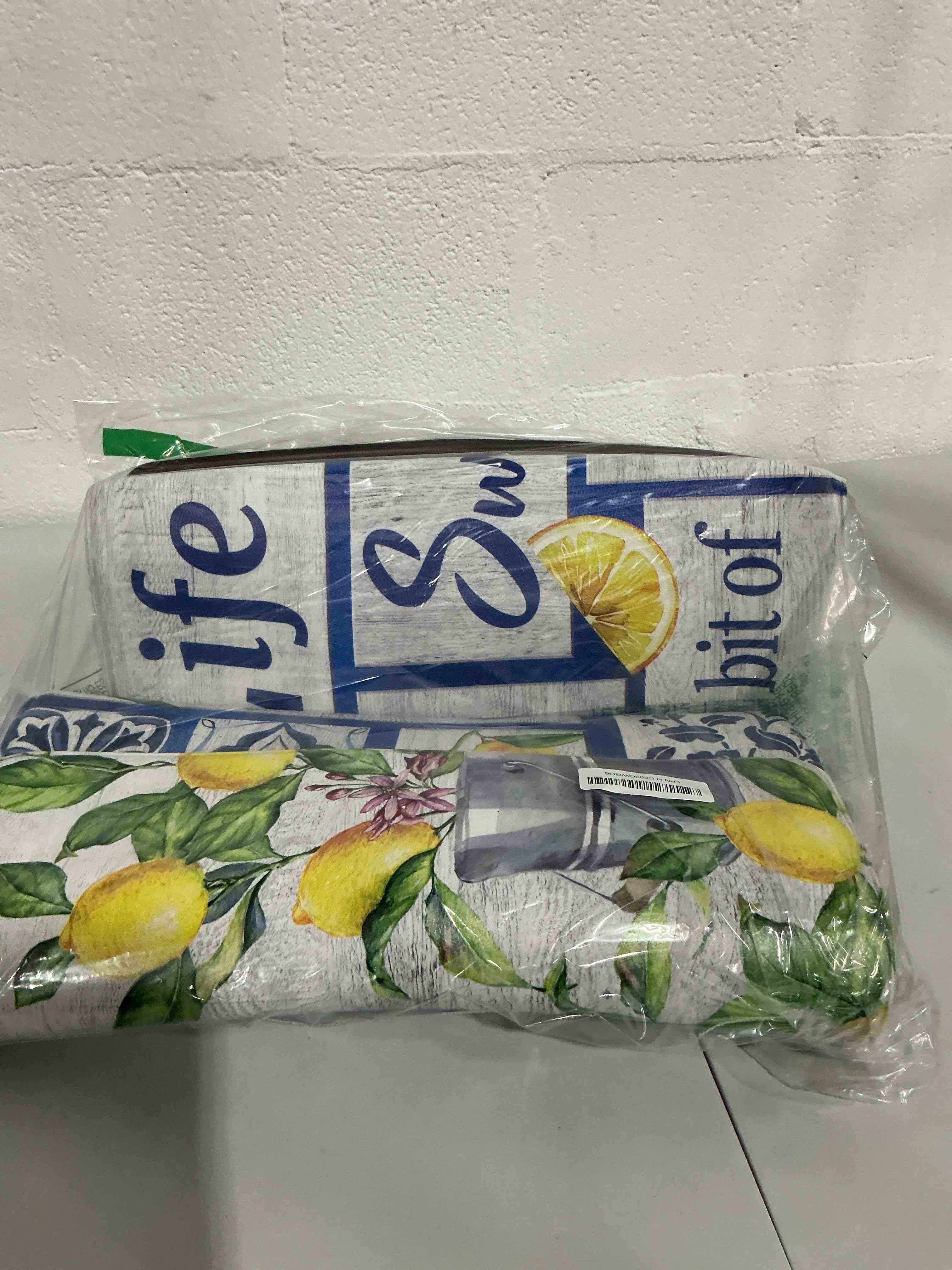 https://s3.amazonaws.com/lotting-images-prod/NonstopDeals/TEA2146694_1751851704379.jpeg