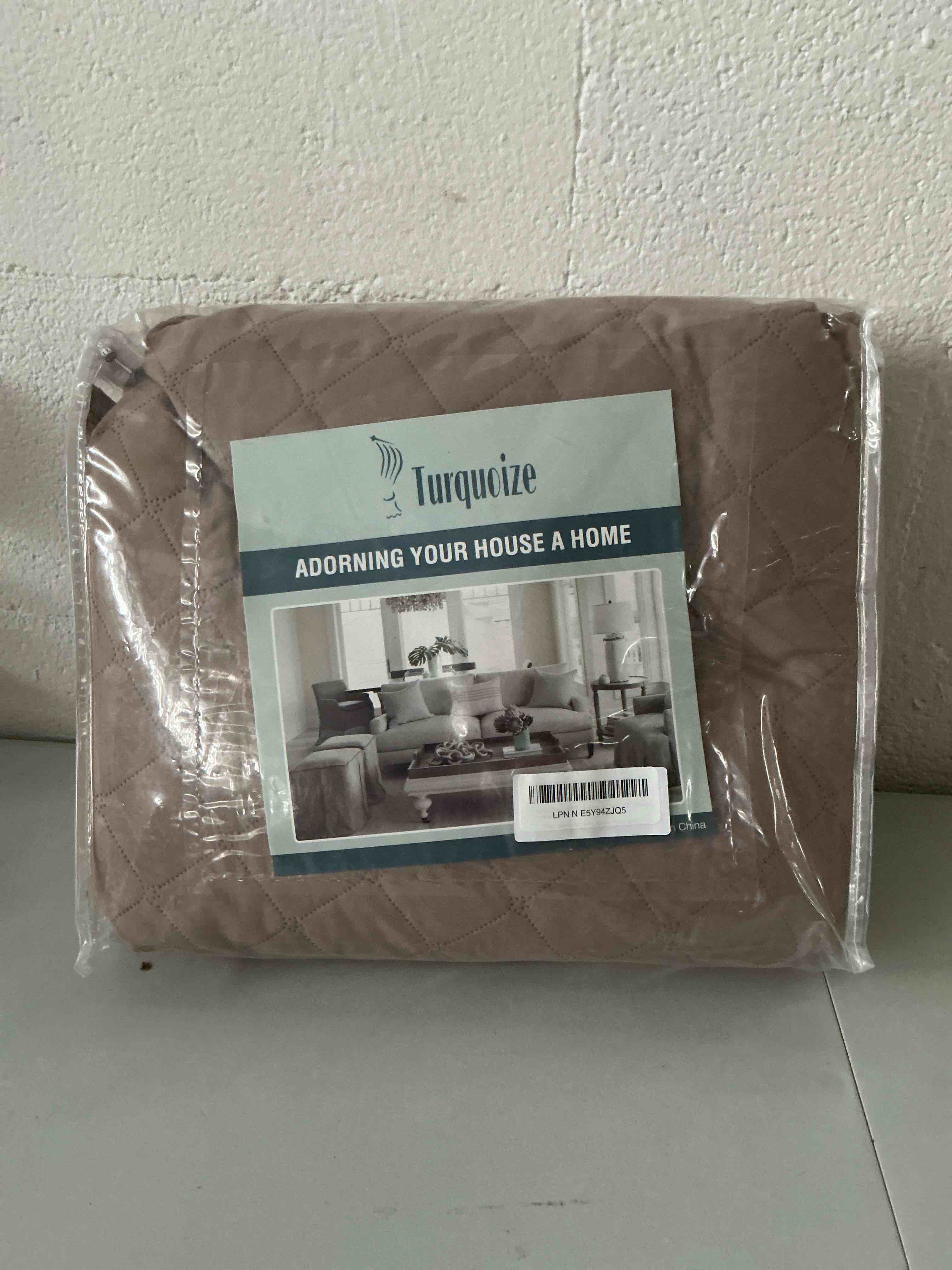 https://s3.amazonaws.com/lotting-images-prod/NonstopDeals/TEA2146791_1752004066114.jpeg