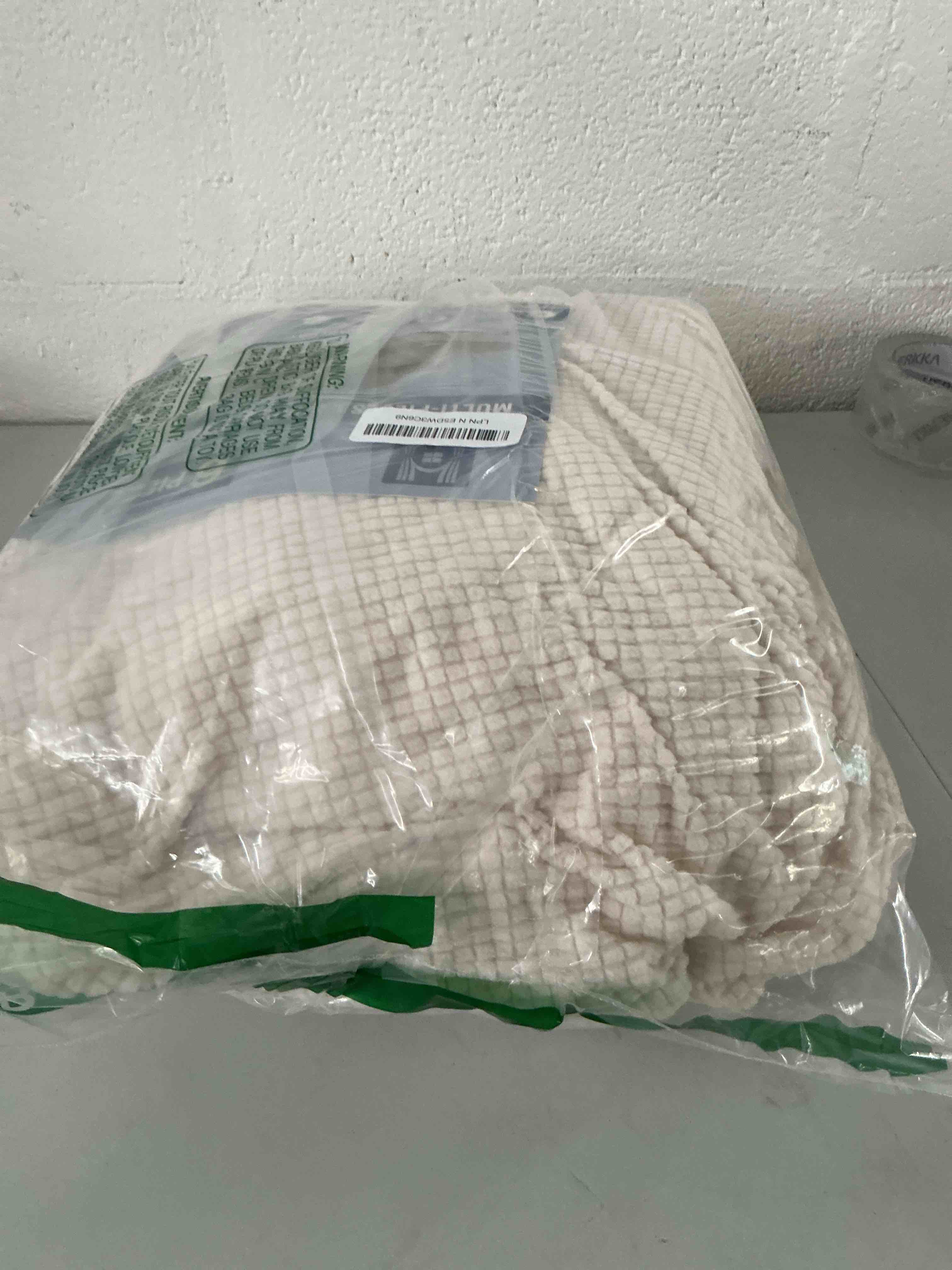 https://s3.amazonaws.com/lotting-images-prod/NonstopDeals/TEA2146864_1752099961780.jpeg