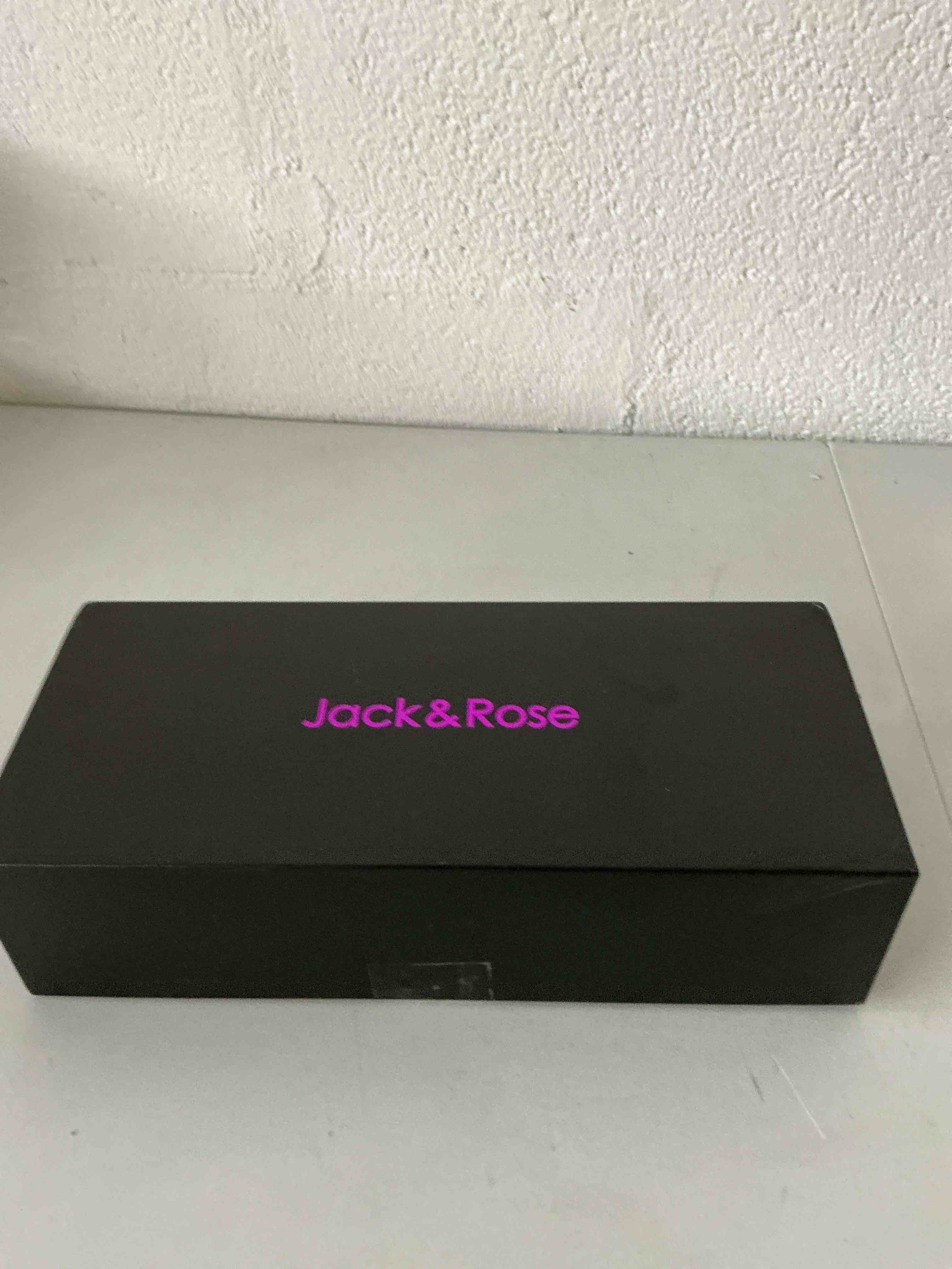 https://s3.amazonaws.com/lotting-images-prod/NonstopDeals/TEA2147001_1752251628767.jpeg