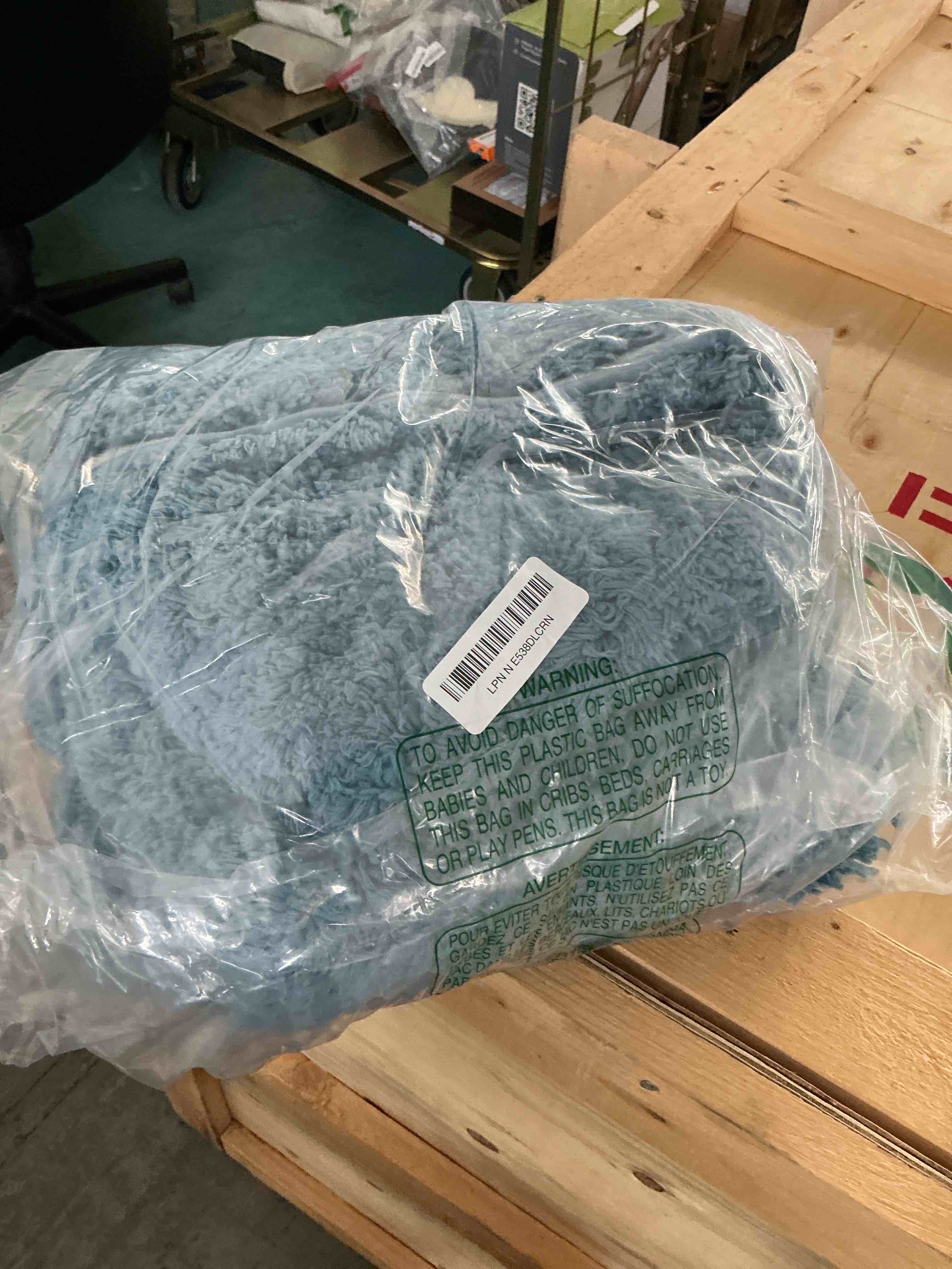 https://s3.amazonaws.com/lotting-images-prod/NonstopDeals/TEA2147132_1752356426442.jpeg