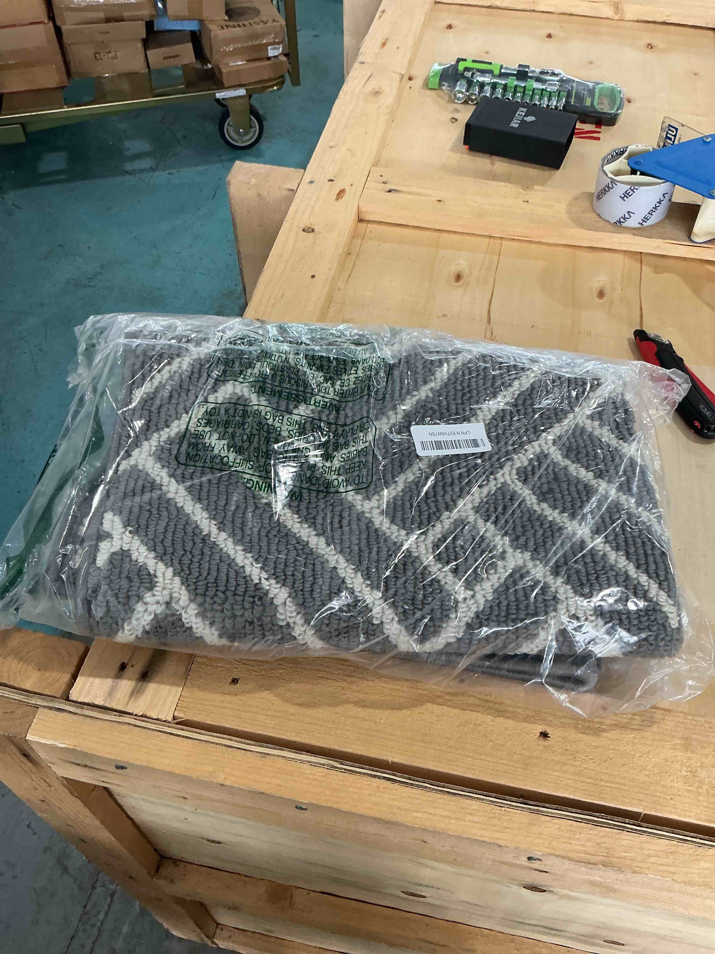 https://s3.amazonaws.com/lotting-images-prod/NonstopDeals/TEA2147243_1752511634537.jpeg