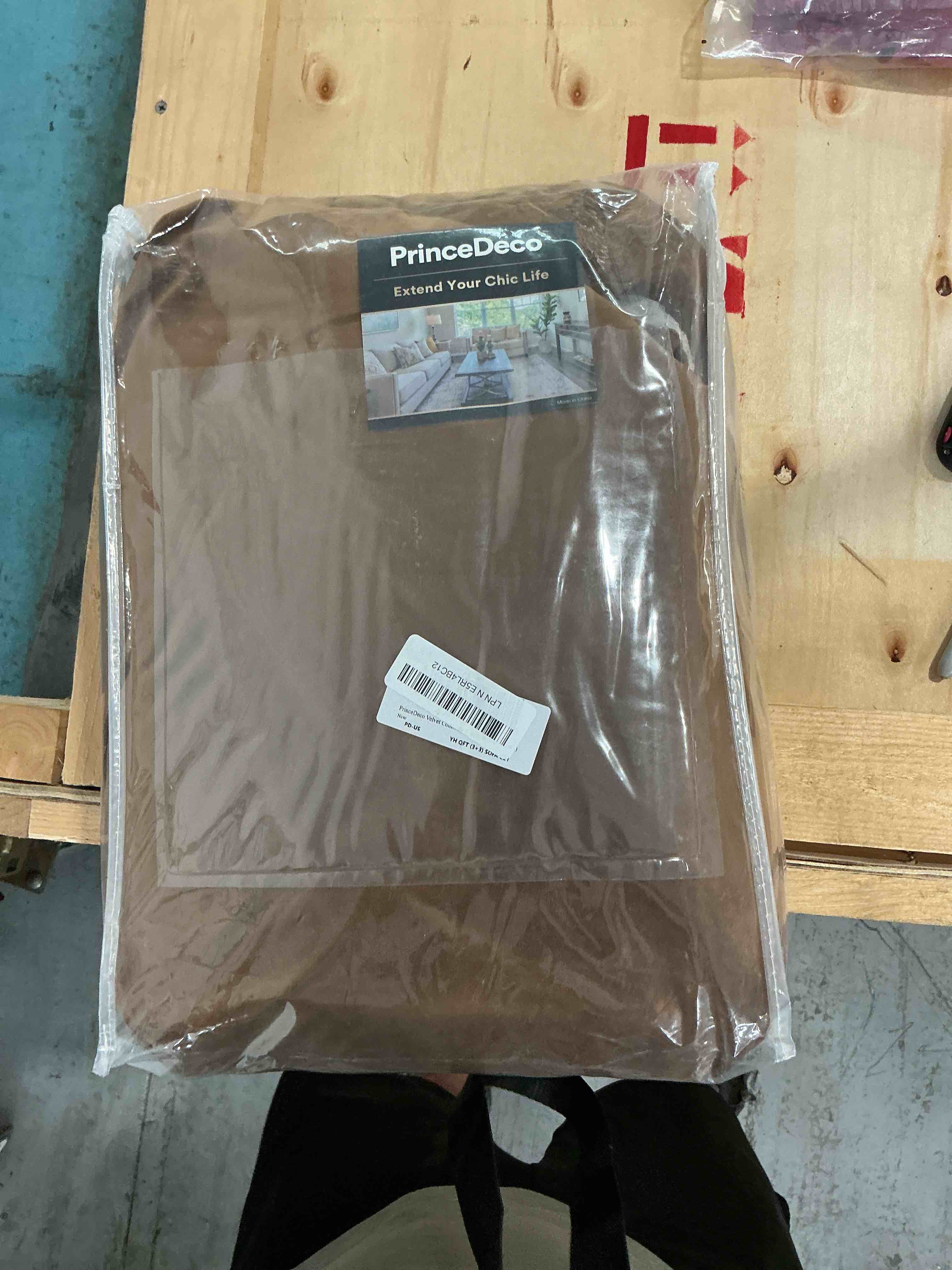 https://s3.amazonaws.com/lotting-images-prod/NonstopDeals/TEA2147273_1752513321002.jpeg