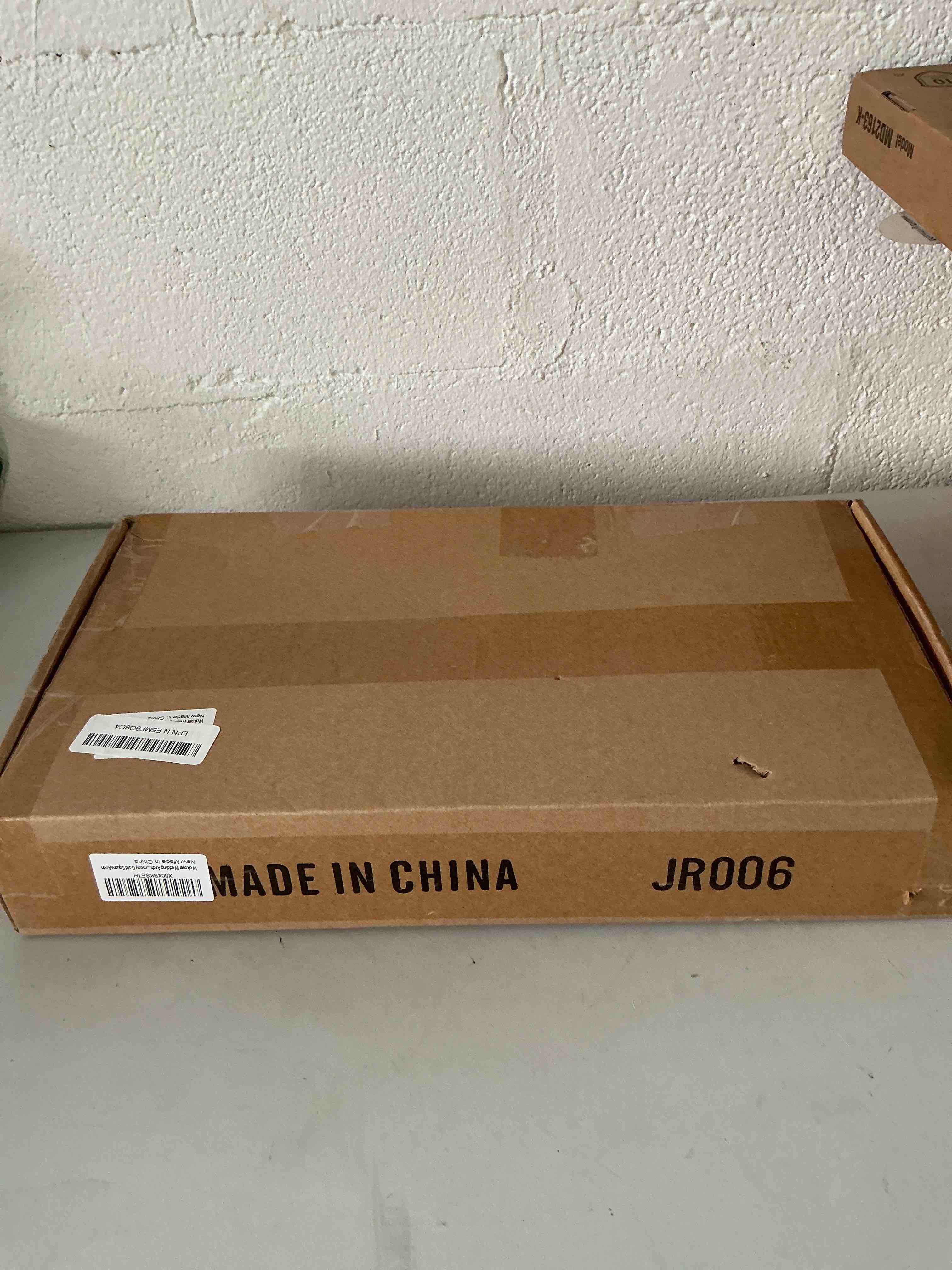 https://s3.amazonaws.com/lotting-images-prod/NonstopDeals/TEA2148041_1753204397014.jpeg