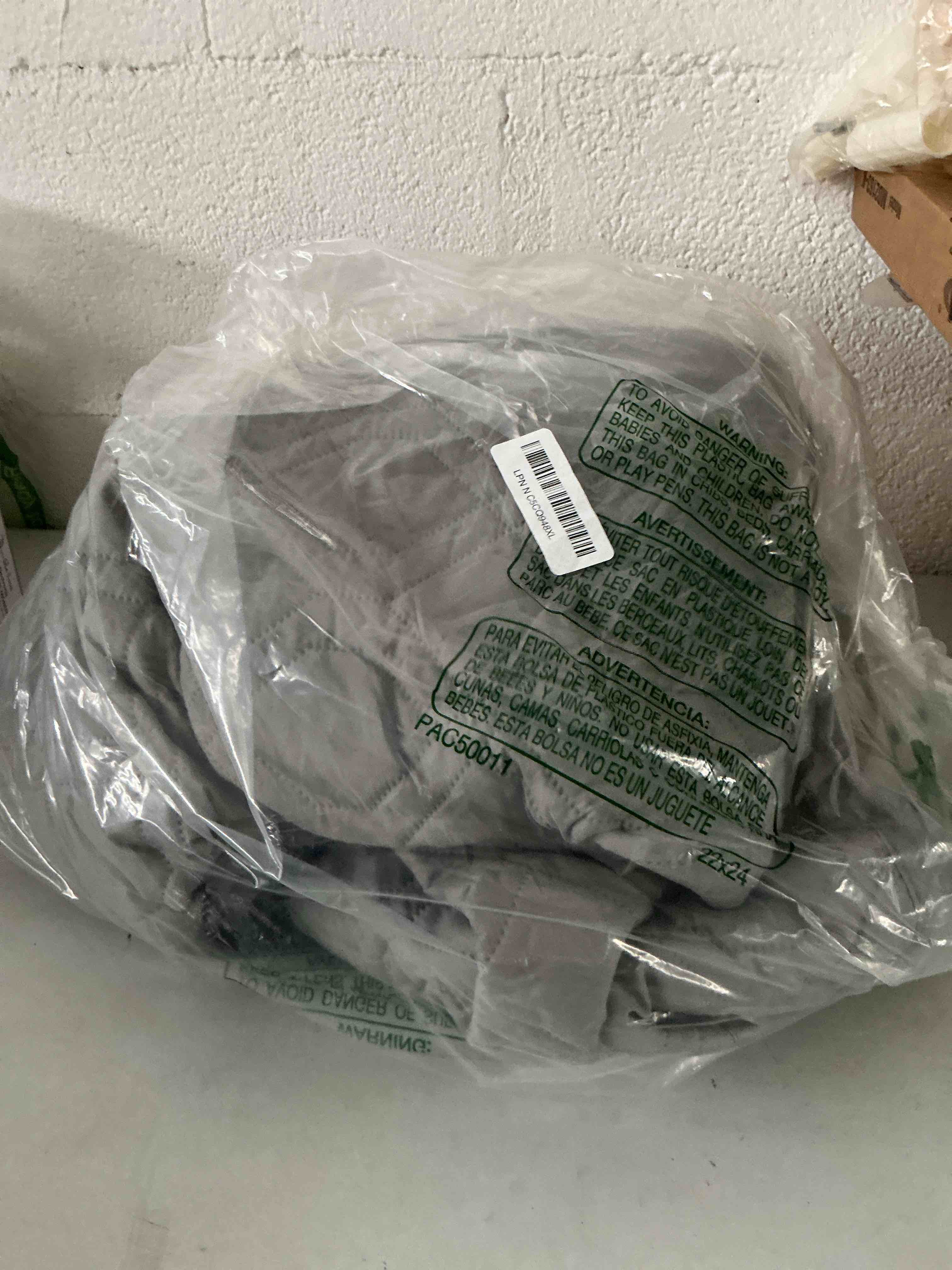 https://s3.amazonaws.com/lotting-images-prod/NonstopDeals/TEA2148388_1753383108595.jpeg