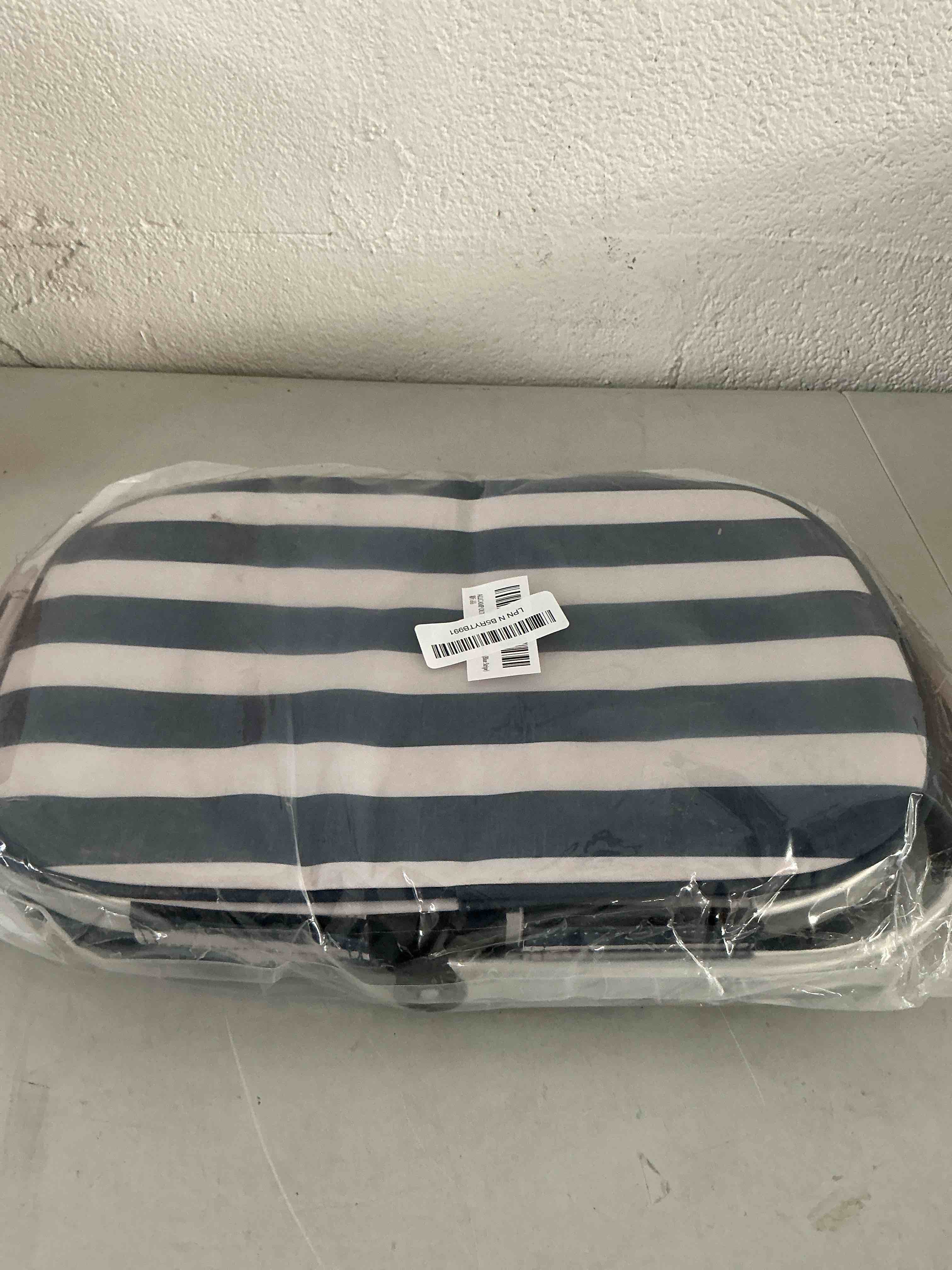 https://s3.amazonaws.com/lotting-images-prod/NonstopDeals/TEA2148709_1753903758211.jpeg