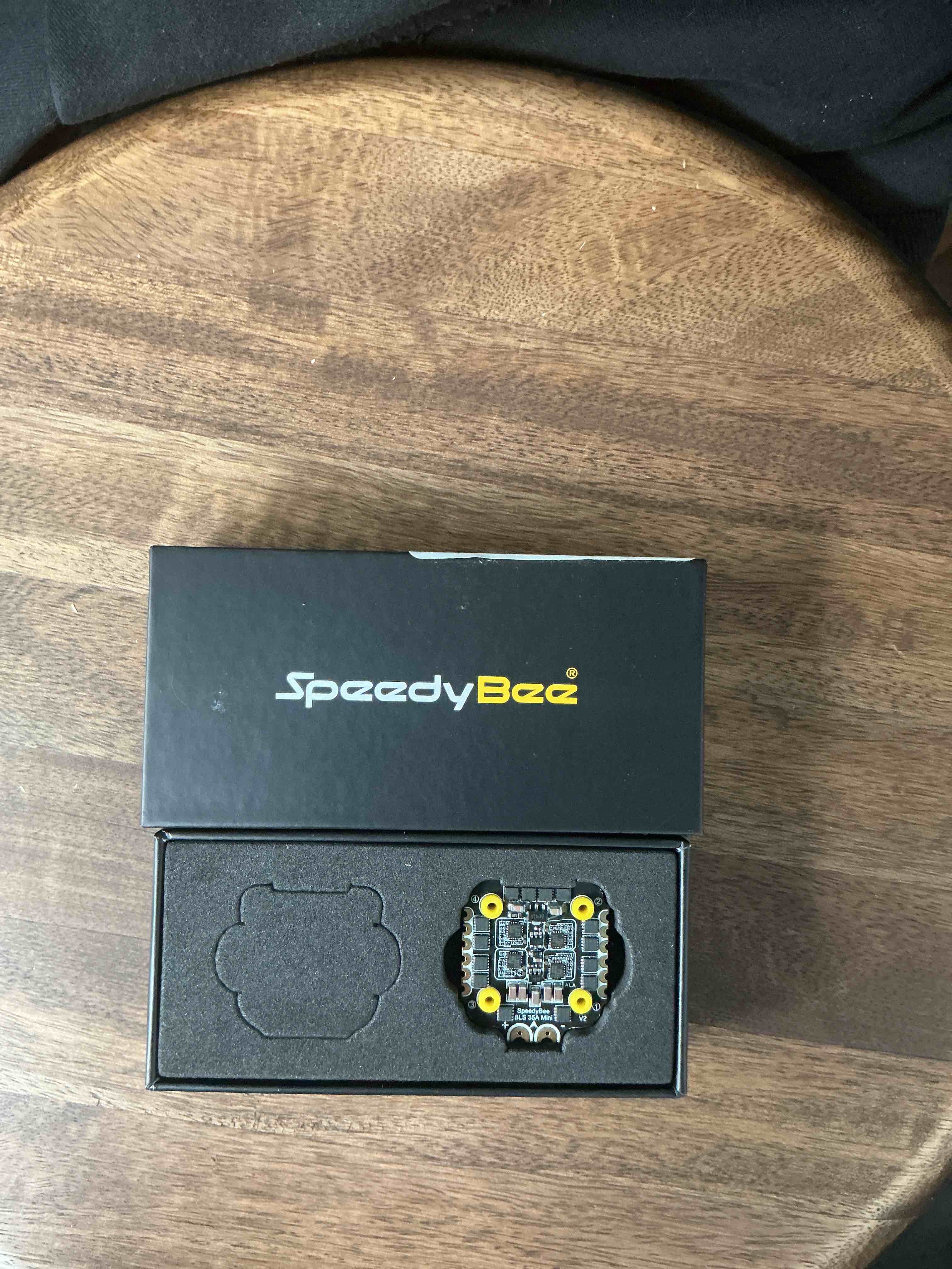 https://s3.amazonaws.com/lotting-images-prod/NonstopDeals/TEA2148807_1755958732586.jpeg