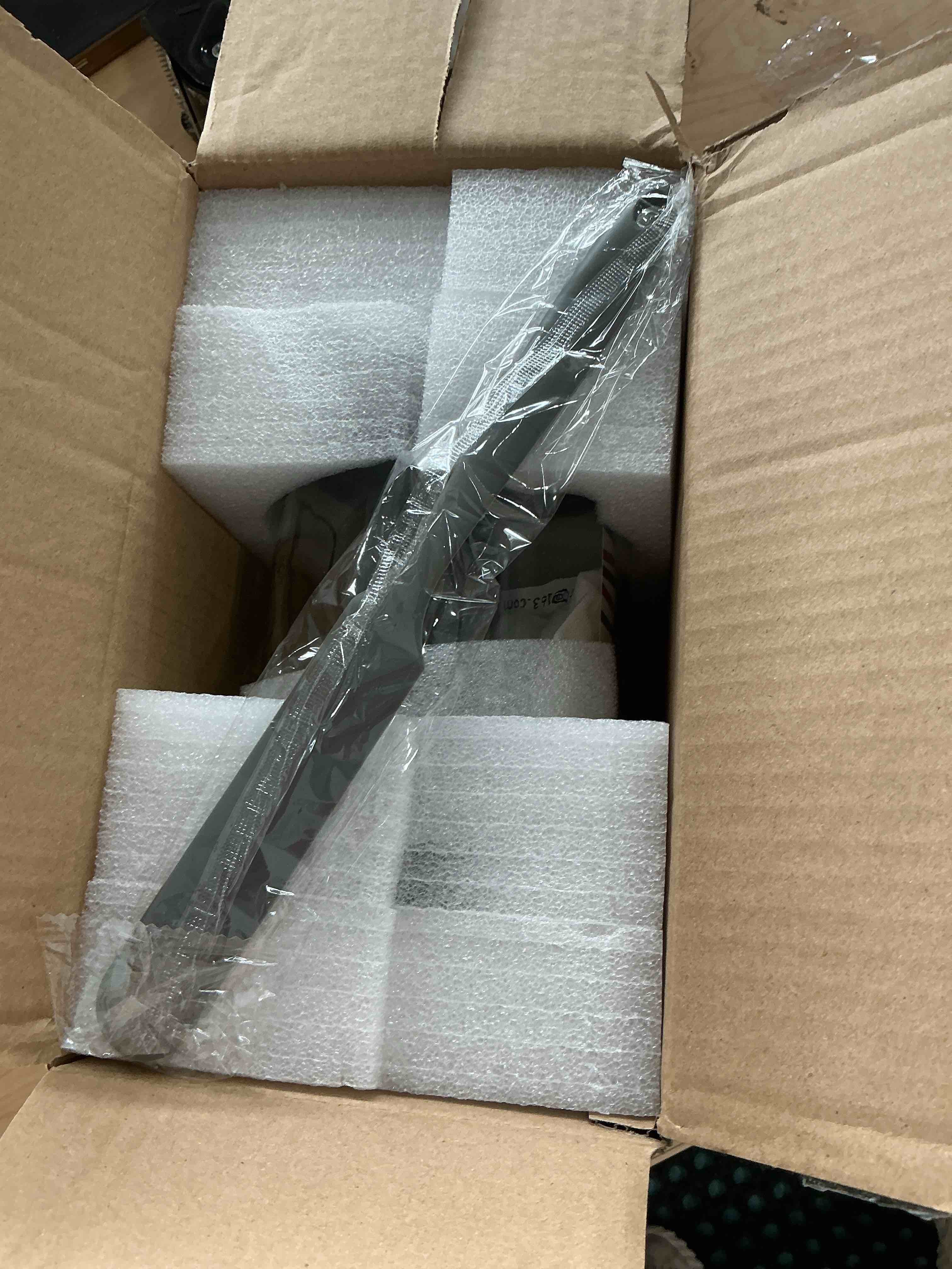 Condition photo showing New/Like New for Premium Pro Sourdough Starter Jar Kit - 40oz Large Wide Mouth Sourdough Bread Jar with Marked Feeding Band, Thermometer, Scraper, Cloth Cover and Silicone Lid/Base, Glass Container, Baking Supplies 1