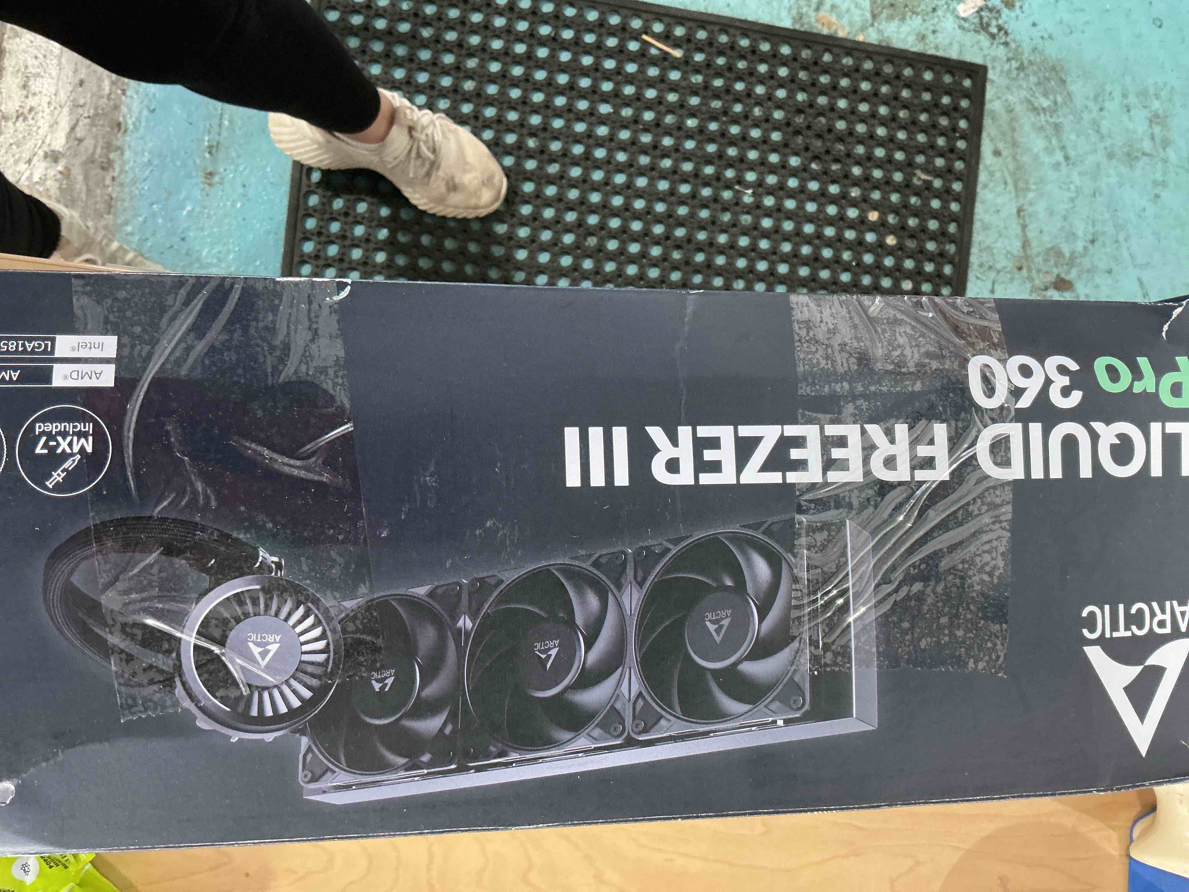 Condition photo showing Good Condition for ARCTIC Liquid Freezer III Pro 360 - AIO CPU Cooler, 3 x 120 mm Water Cooling, 38 mm Radiator, PWM Pump, VRM Fan, AMD AM5/AM4, Intel LGA1851/1700 Contact Frame - Black LFIII Pro 360