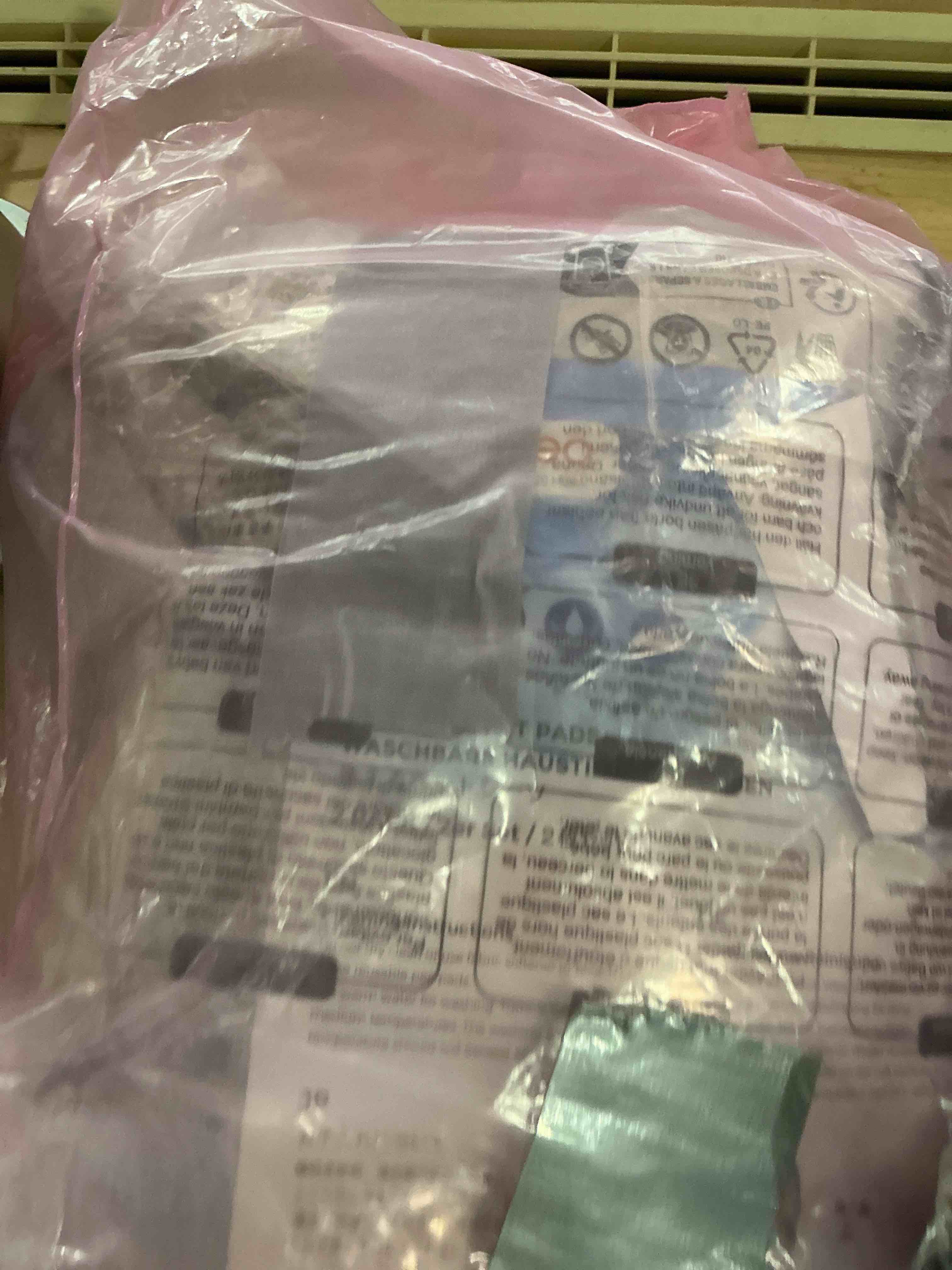 Condition photo showing Good Condition for Feandrea Washable Pee Pads for Dogs, 2 Pack, Reusable Dog Pads, 36 x 34 Inches, M, Waterproof Pet Training Pads, Leakproof, Non-Slip, Super Absorbent, for Dogs, Cats, Rabbits, Dove Gray UPTD002G01 M (36"L x 34"W) Dove Gray