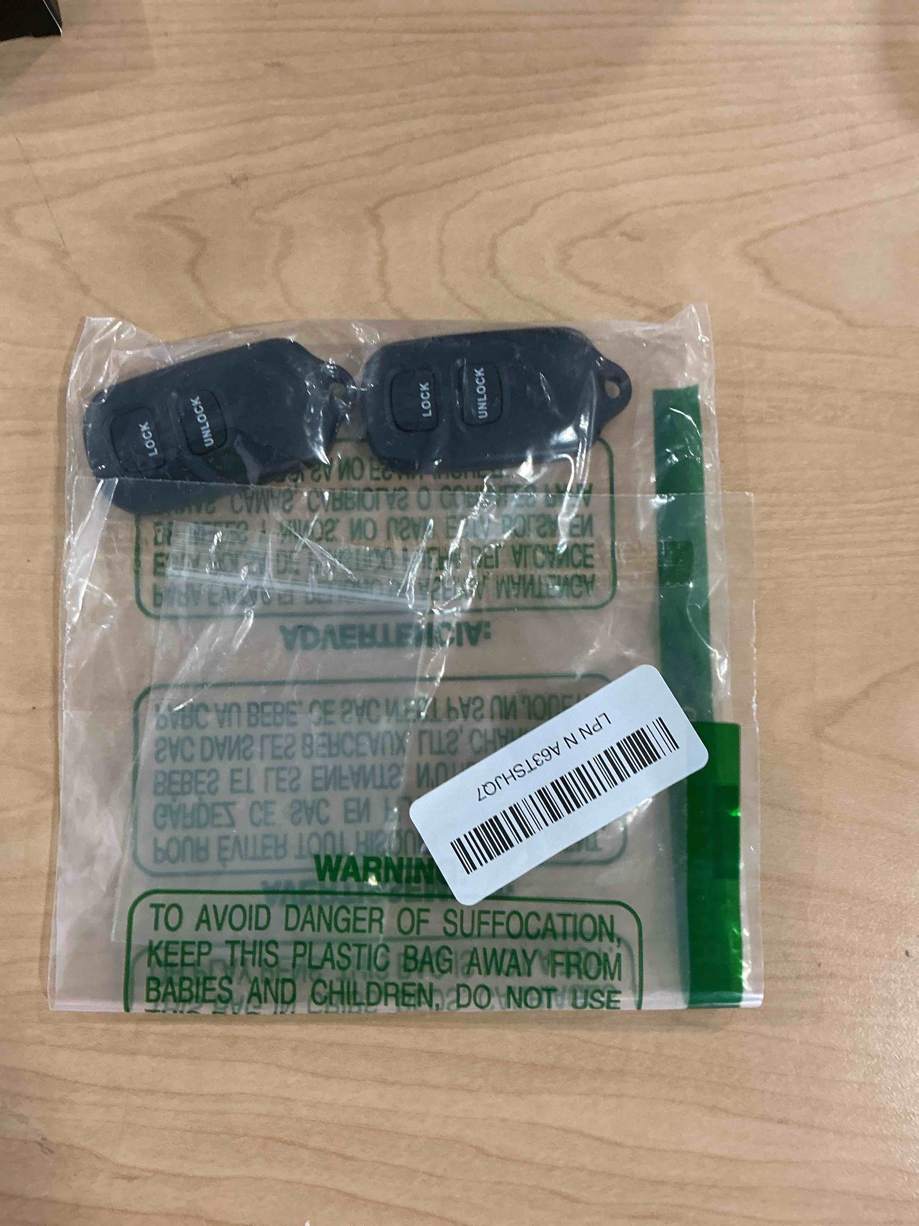 Condition photo showing Good Condition for MechanMagic Key Fob Remote Replacement Fits for Toyota 4Runner 1999-2009/CELICA/RAV4 2001-2005/HIGHLANDER/PRIUS/TUNDRA/ECHO/SCION XB XA 2004-2006 Keyless Entry Remote Control HYQ12BBX (Pack of 2)