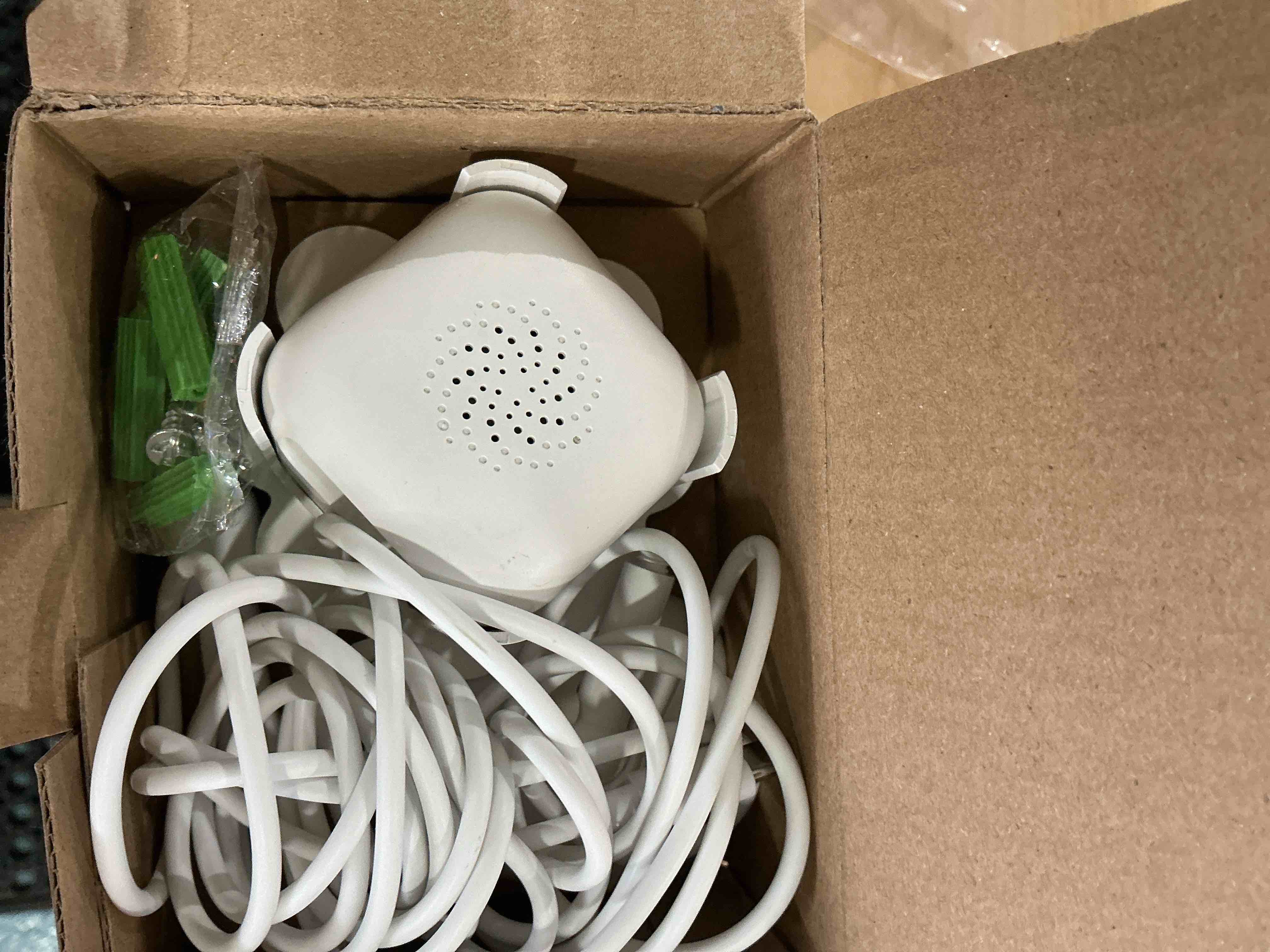 Condition photo showing Good Condition for 2.5K Window Camera, 5GHz & 2.4GHz Window Security Cameras with Color Night Vision, WiFi Camera with Motion Detection, Continuous Recording, Spotlight Siren, Real-Time Alerts, 2-Way Audio (White)