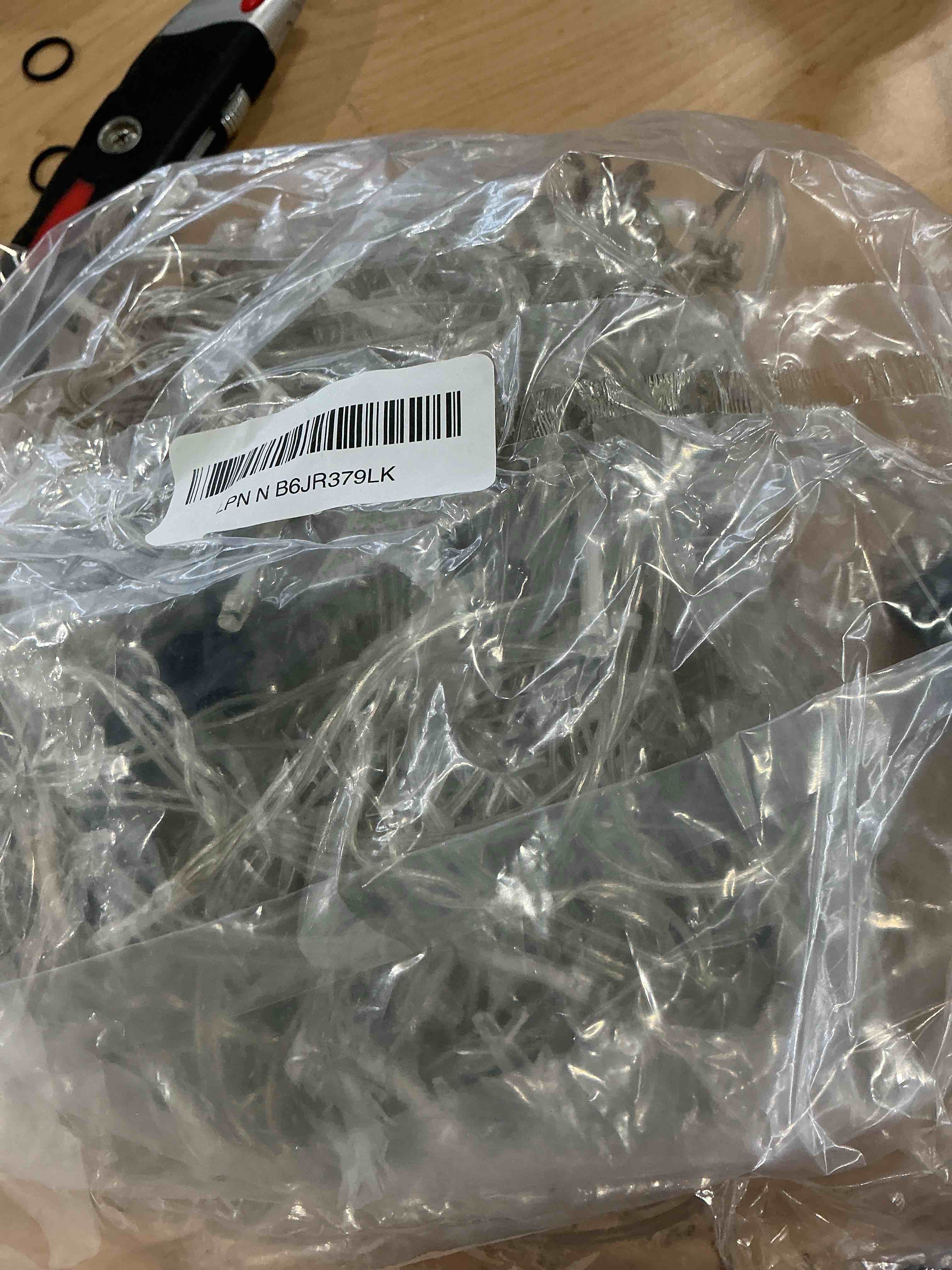 Condition photo showing New/Like New for 30.5FT Solar Christmas Icicle Lights for Outside, 8 Modes Snowflake & Star Eaves Christmas Decorations, Waterproof Outdoor Solar String Lights Decor for Gazebo, Patio (White)