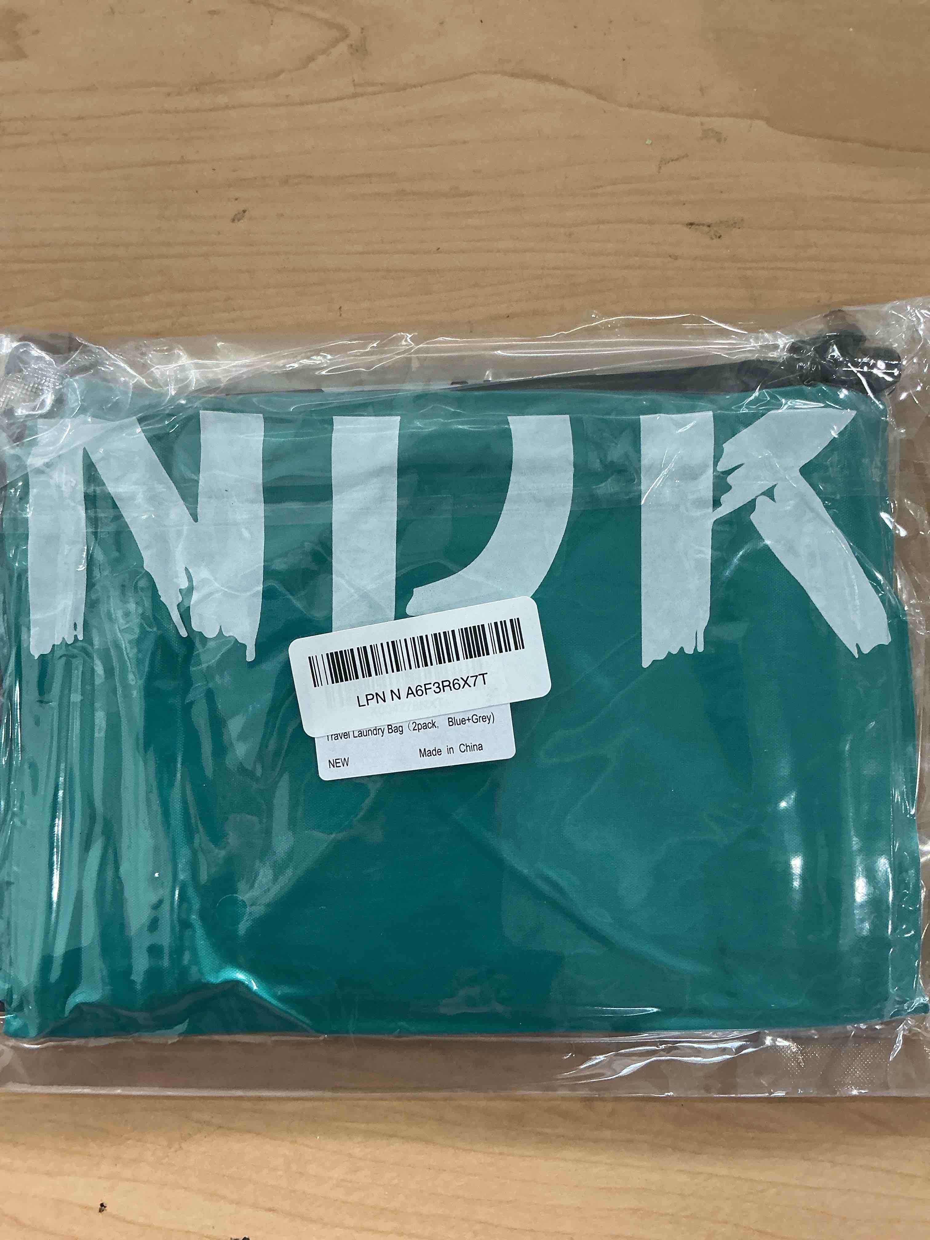 Condition photo showing Good Condition for 2 Pack XL Travel Laundry Bag, Machine Washable Dirty Clothes Organizer with Drawstring,Large Enough to Hold 4 Loads of Laundry, Easy Fit a Laundry Hamper or Basket Travel Essentials 24" x 36" Blue+Grey 24"x36" |2 Pack