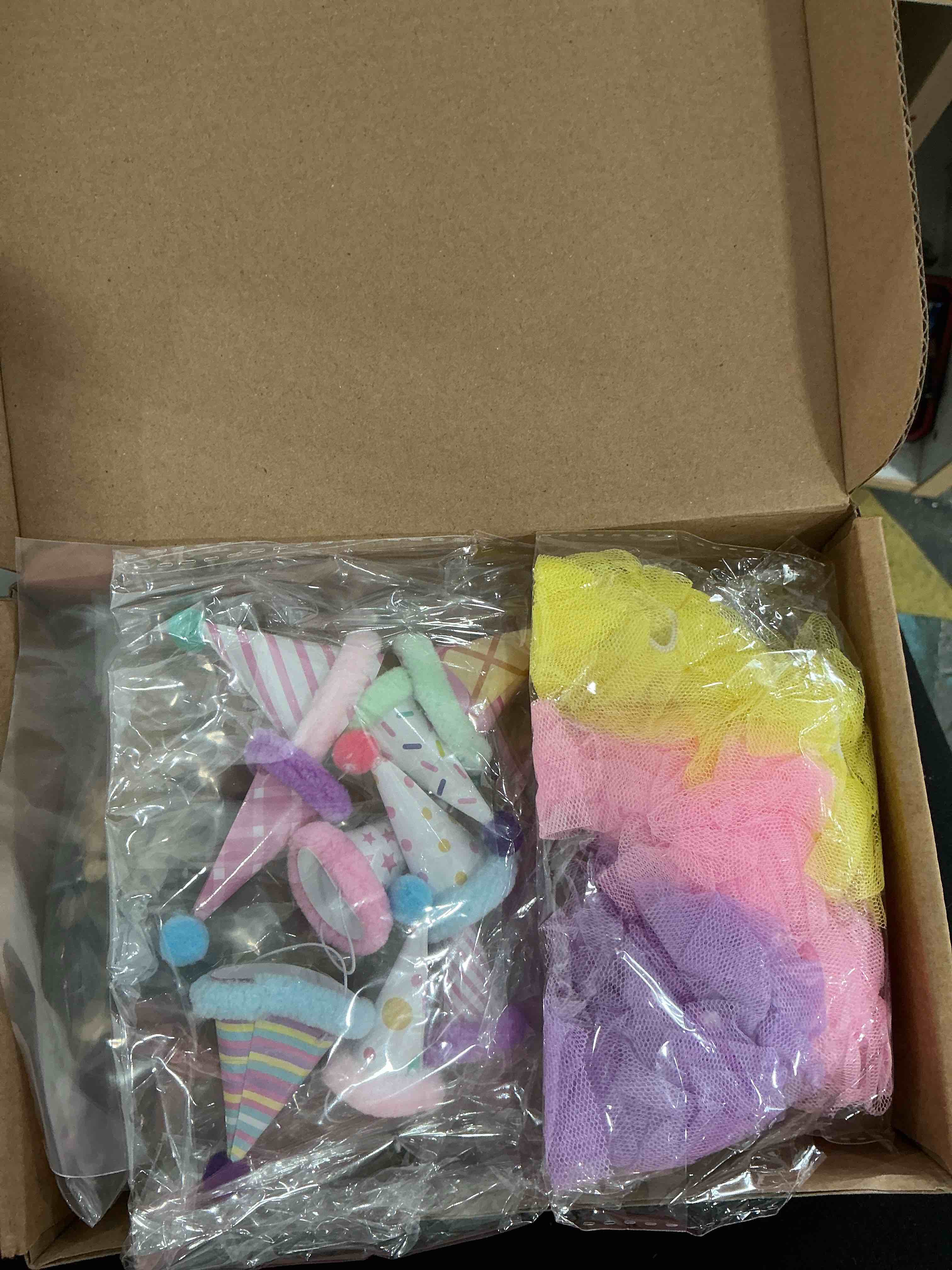 Condition photo showing New/Like New for Weysat 27 Pcs Dog Cake Topper Animals Figures Birthday Party Decorations with Mini Hat with Pom Poms Puppy Dog Figure Cupcake Toppers Decoration with Mini Skirt and Hat for Puppy Animals Themed Party