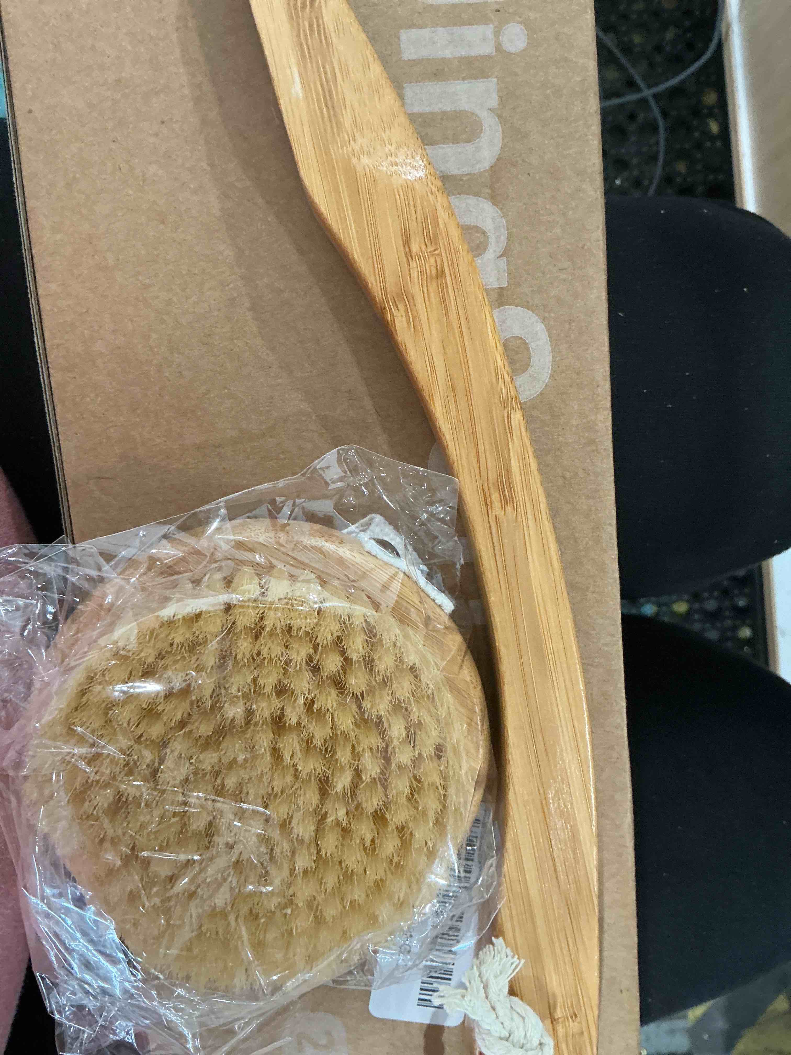 Condition photo showing New/Like New for Detachable Dry Brushing Body Brush Natural Boar Bristle Back Scrubber for Shower with Long Handle for Exfoliation and Lymphatic