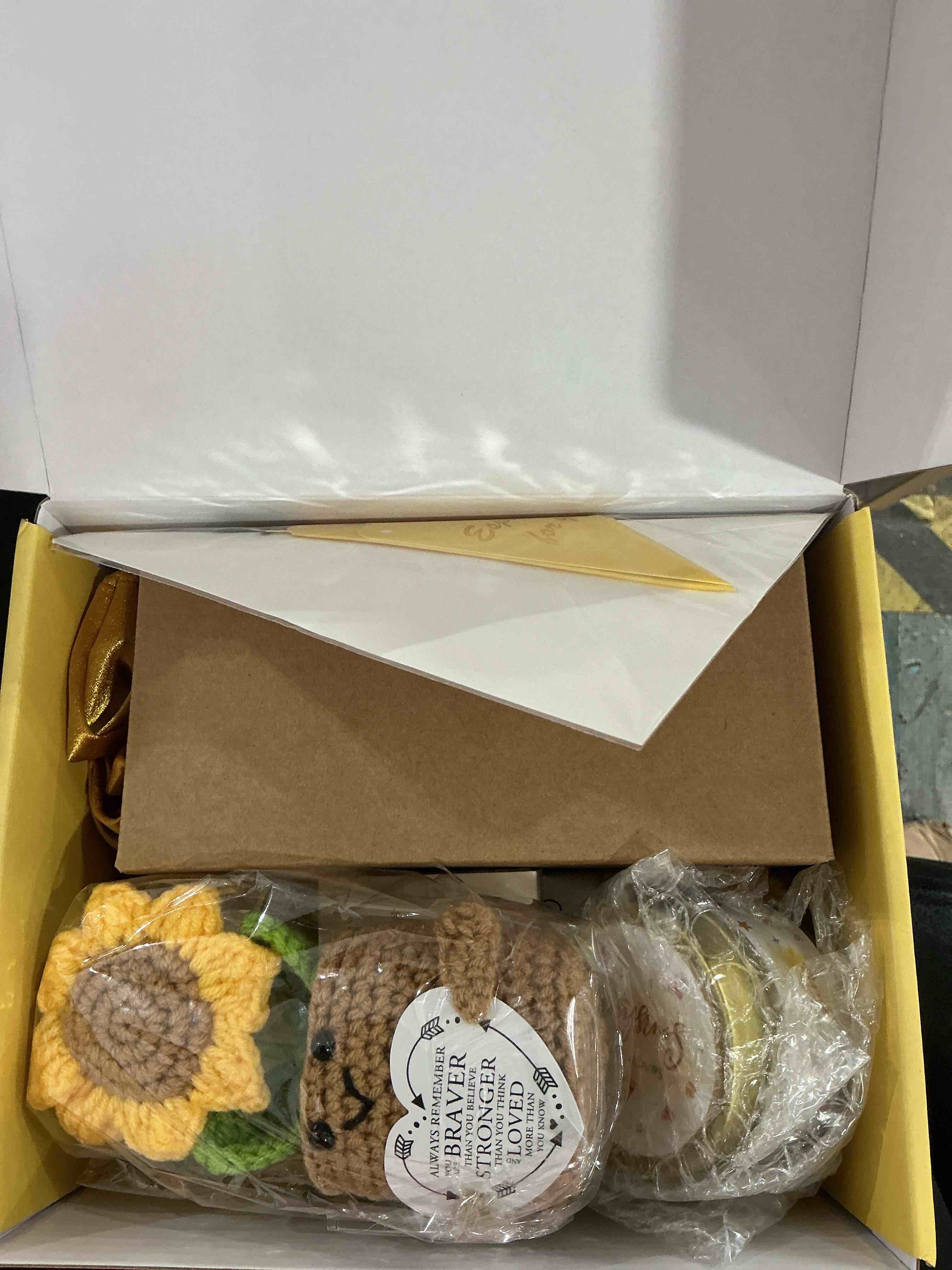 Condition photo showing New/Like New for Gift Baskets for Women Unique Birthday Gifts for Women self care cheer up gifts set pick me up gift box for Woman teen girls best friend Sister Ladies Friendship Her - Inspirational Yellow Present